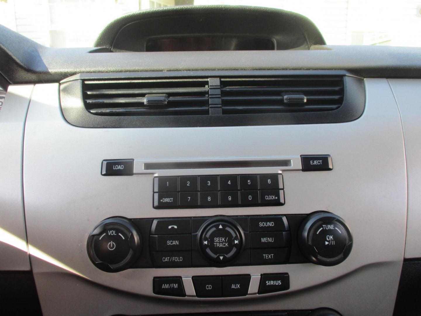 2011 BLUE Ford Focus SEL Sedan (1FAHP3HN7BW) with an 2.0L L4 DOHC 16V engine, located at 540a Delsea Drive, Sewell, NJ, 08080, (987) 867-5309, 39.752560, -75.111206 - Photo#19