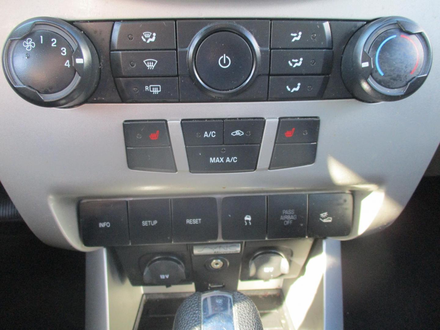 2011 BLUE Ford Focus SEL Sedan (1FAHP3HN7BW) with an 2.0L L4 DOHC 16V engine, located at 540a Delsea Drive, Sewell, NJ, 08080, (987) 867-5309, 39.752560, -75.111206 - Photo#20