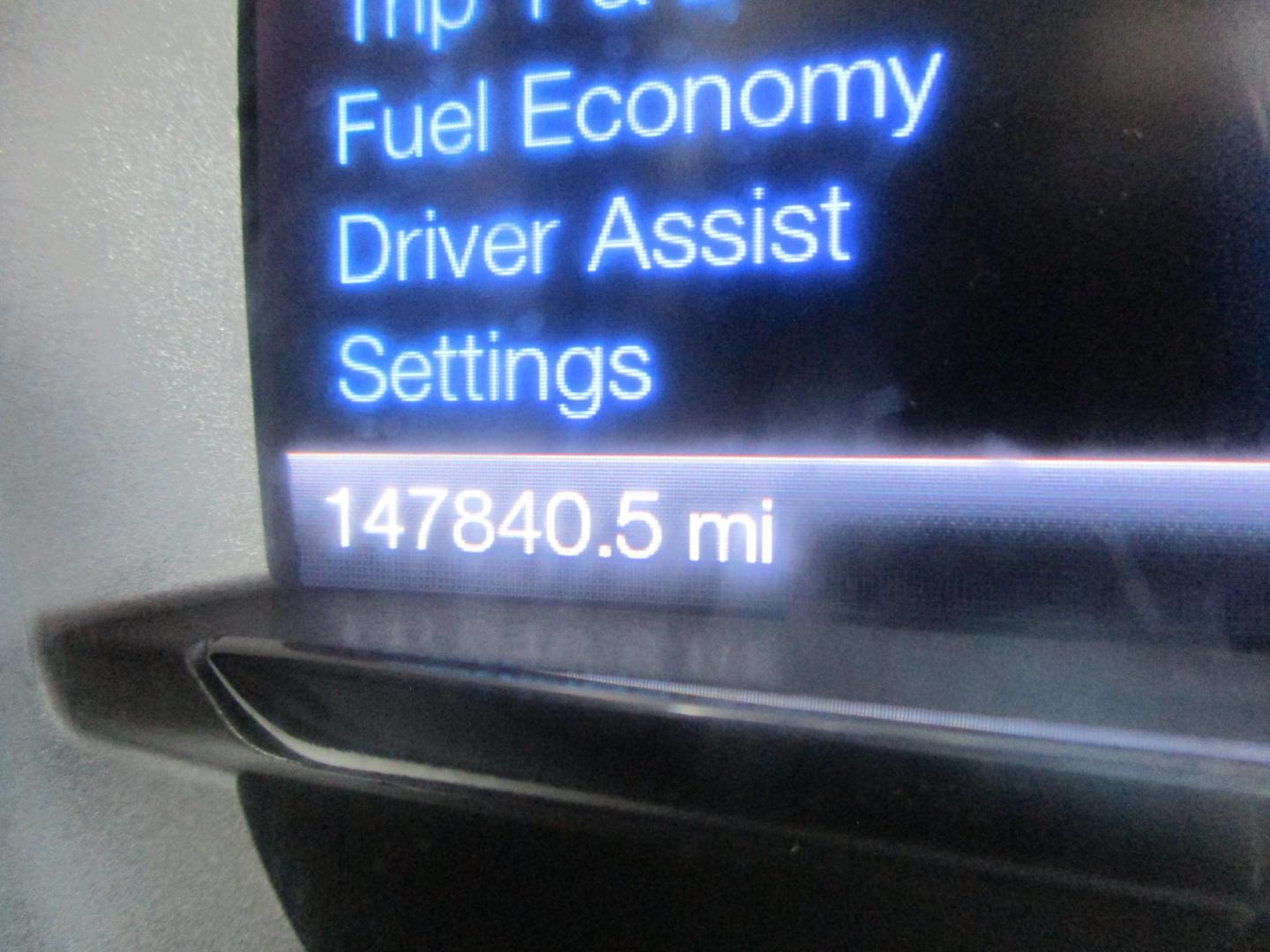 2017 SILVER Ford Taurus Limited FWD (1FAHP2F84HG) with an 3.5L V6 DOHC 24V engine, 6A transmission, located at 540a Delsea Drive, Sewell, NJ, 08080, (987) 867-5309, 39.752560, -75.111206 - Photo#18