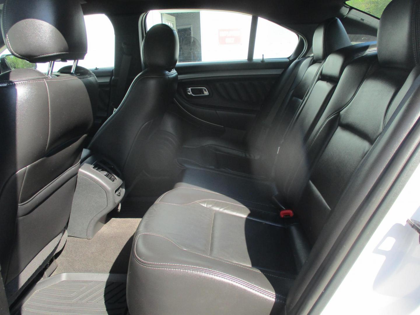 2015 WHITE Ford Taurus SEL AWD (1FAHP2H86FG) with an 3.5L V6 DOHC 24V engine, 6-Speed Automatic transmission, located at 540a Delsea Drive, Sewell, NJ, 08080, (987) 867-5309, 39.752560, -75.111206 - Photo#15