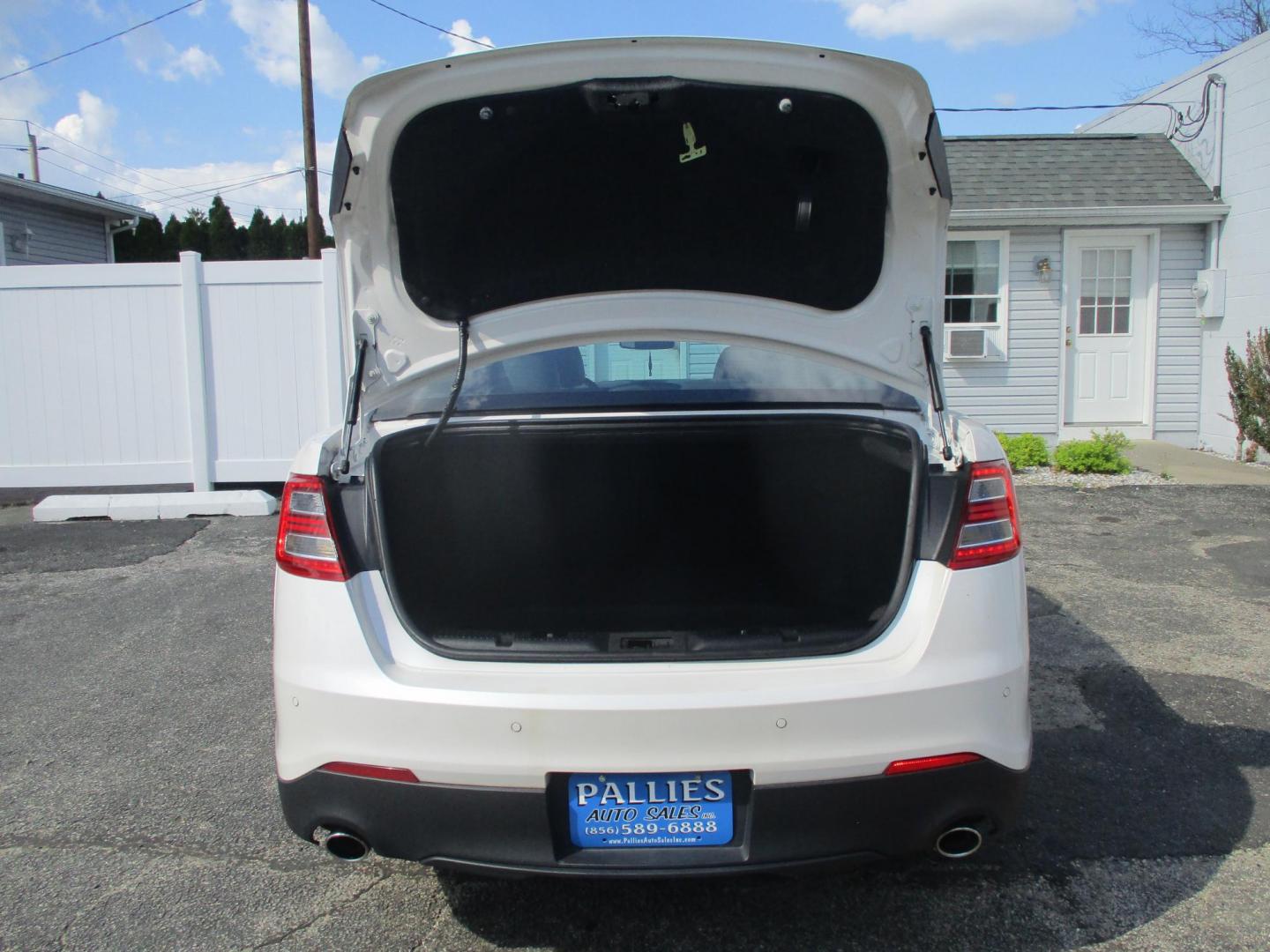 2015 WHITE Ford Taurus SEL AWD (1FAHP2H86FG) with an 3.5L V6 DOHC 24V engine, 6-Speed Automatic transmission, located at 540a Delsea Drive, Sewell, NJ, 08080, (987) 867-5309, 39.752560, -75.111206 - Photo#26