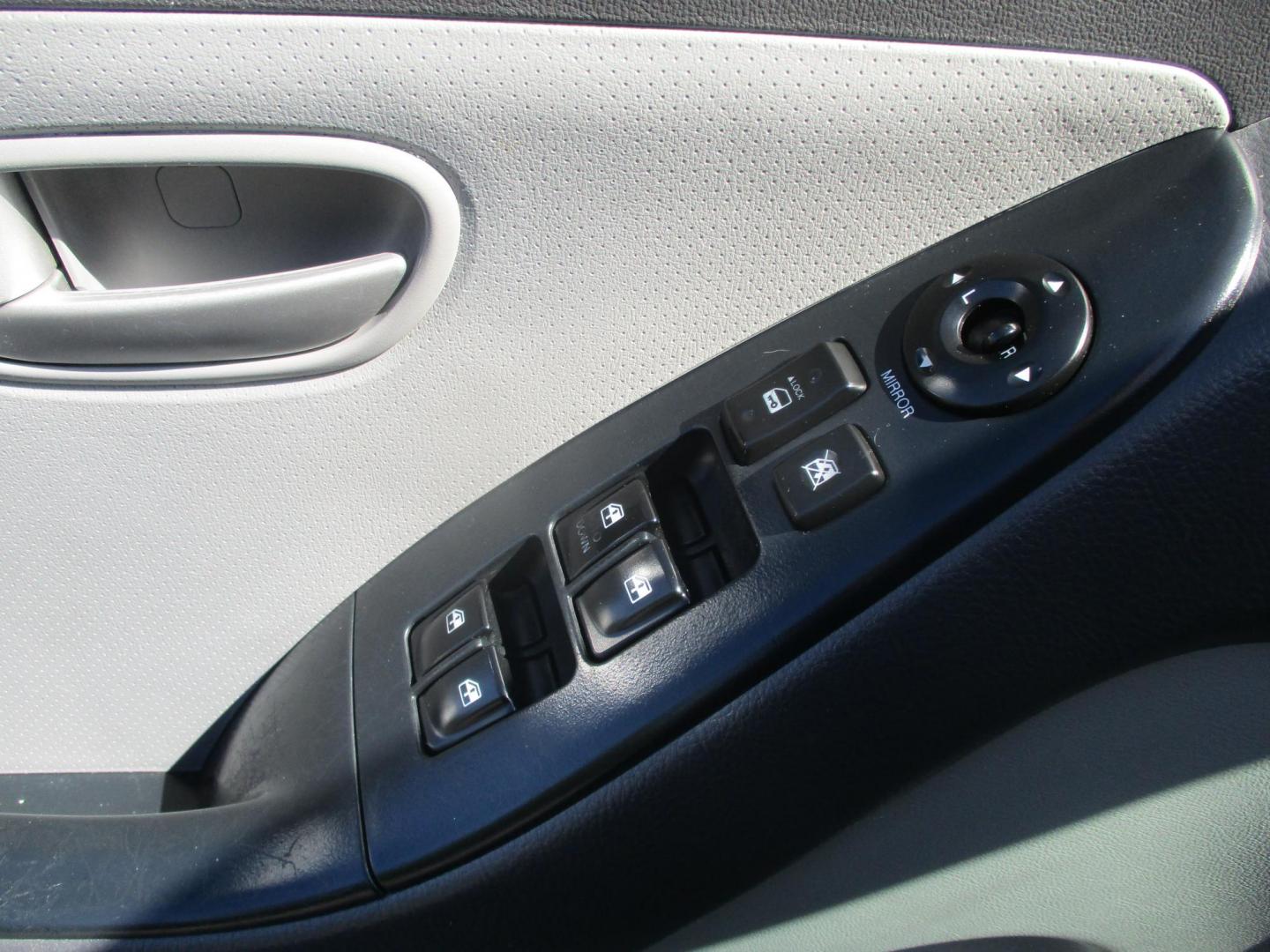 2008 SILVER Hyundai Elantra GLS (KMHDU46D48U) with an 2.0L L4 DOHC 16V engine, located at 540a Delsea Drive, Sewell, NJ, 08080, (987) 867-5309, 39.752560, -75.111206 - Photo#10