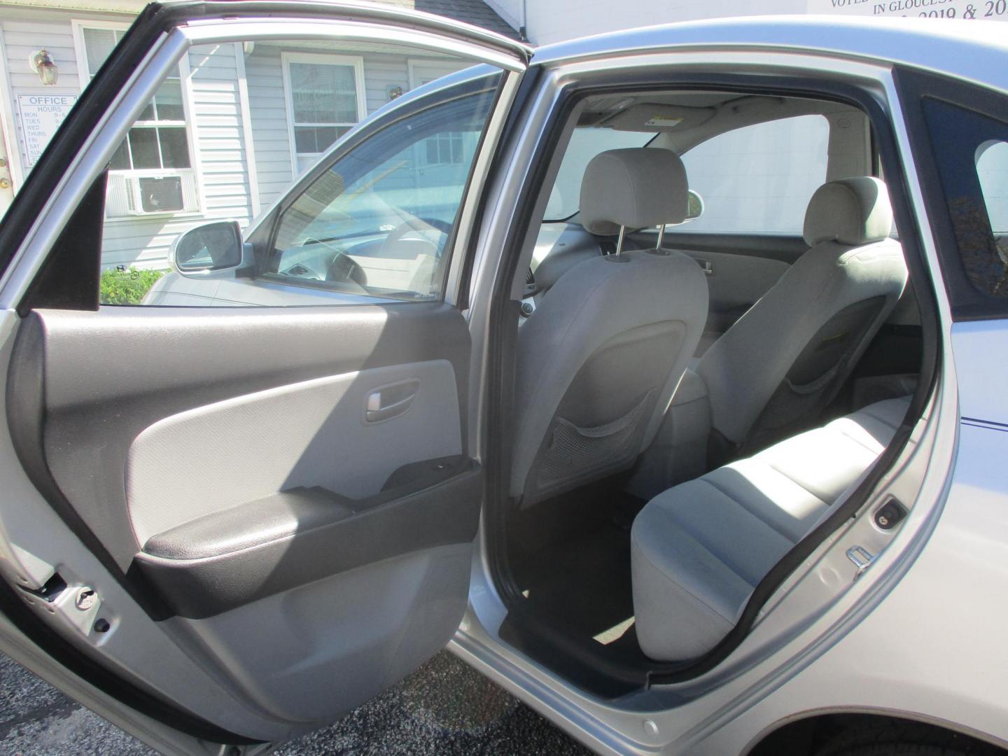 2008 SILVER Hyundai Elantra GLS (KMHDU46D48U) with an 2.0L L4 DOHC 16V engine, located at 540a Delsea Drive, Sewell, NJ, 08080, (987) 867-5309, 39.752560, -75.111206 - Photo#12