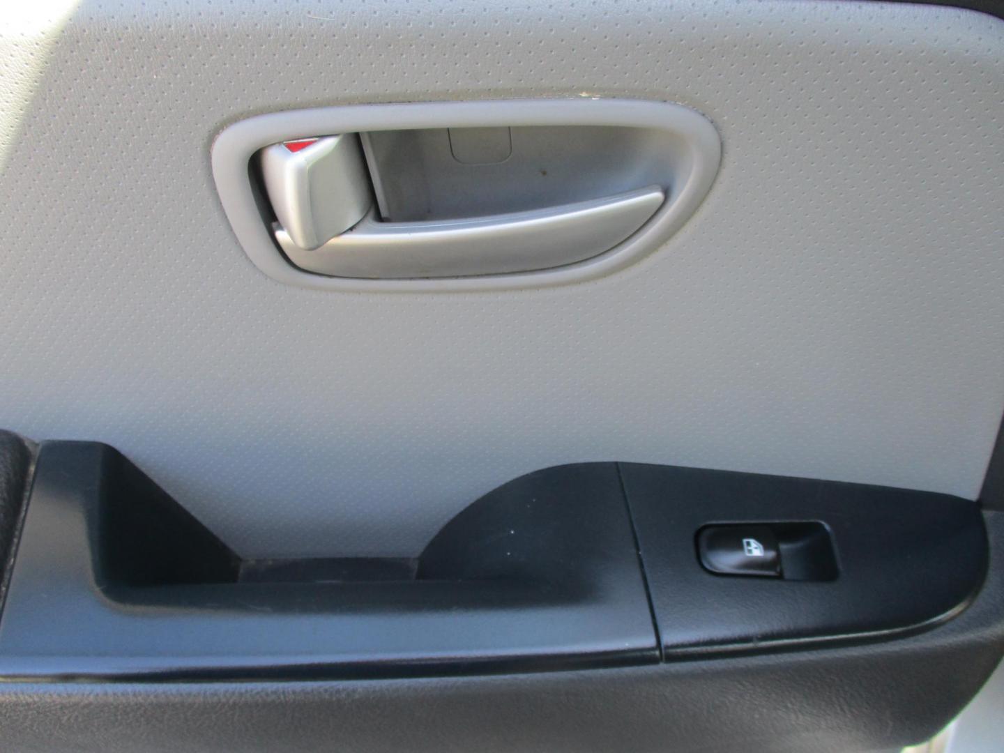 2008 SILVER Hyundai Elantra GLS (KMHDU46D48U) with an 2.0L L4 DOHC 16V engine, located at 540a Delsea Drive, Sewell, NJ, 08080, (987) 867-5309, 39.752560, -75.111206 - Photo#13