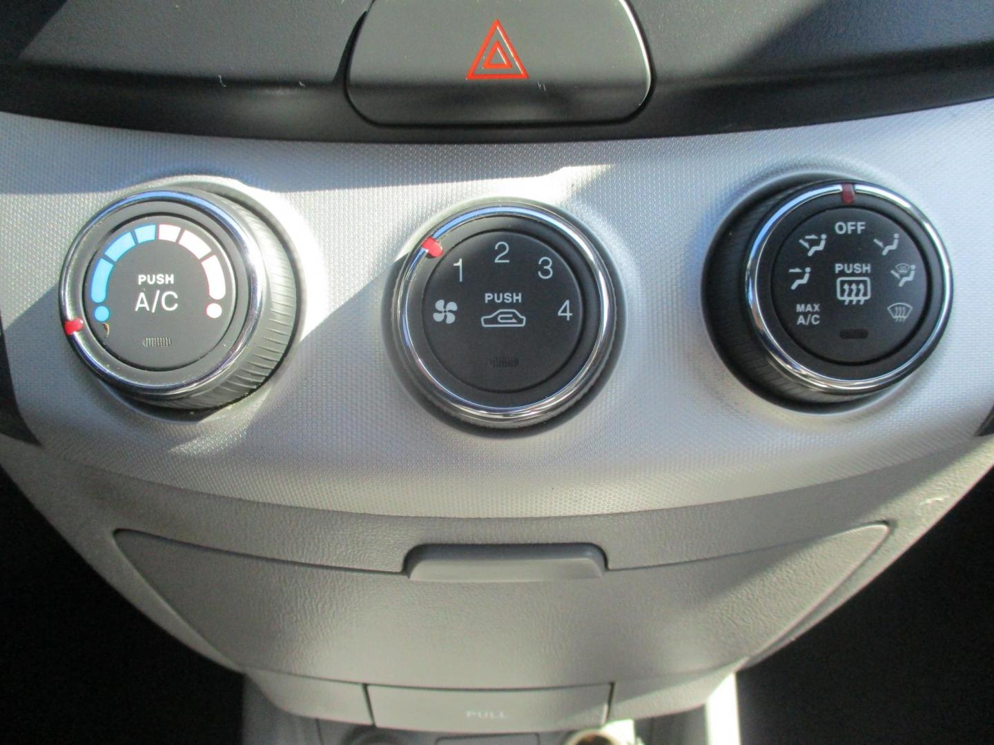 2008 SILVER Hyundai Elantra GLS (KMHDU46D48U) with an 2.0L L4 DOHC 16V engine, located at 540a Delsea Drive, Sewell, NJ, 08080, (987) 867-5309, 39.752560, -75.111206 - Photo#19