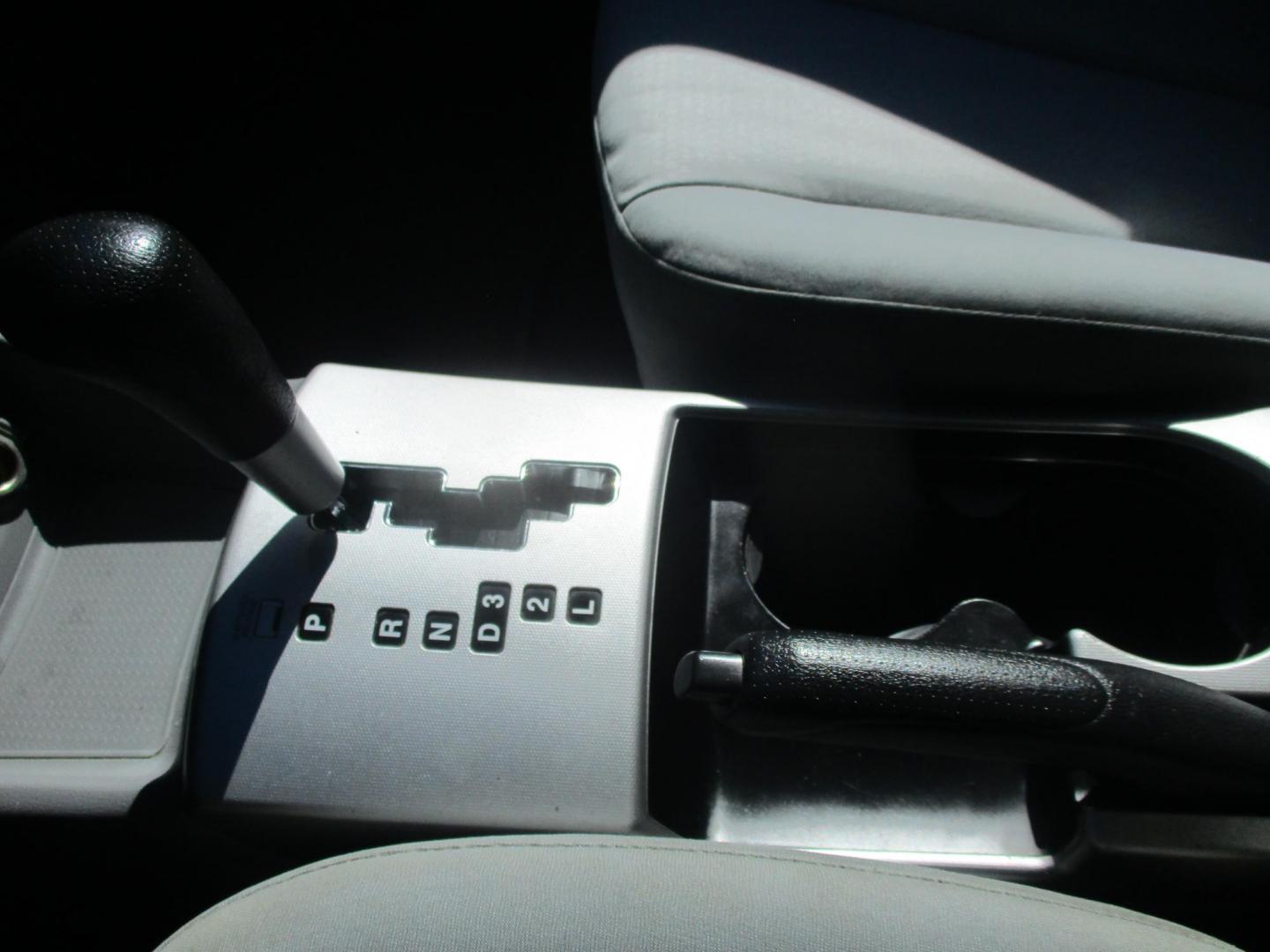 2008 SILVER Hyundai Elantra GLS (KMHDU46D48U) with an 2.0L L4 DOHC 16V engine, located at 540a Delsea Drive, Sewell, NJ, 08080, (987) 867-5309, 39.752560, -75.111206 - Photo#20