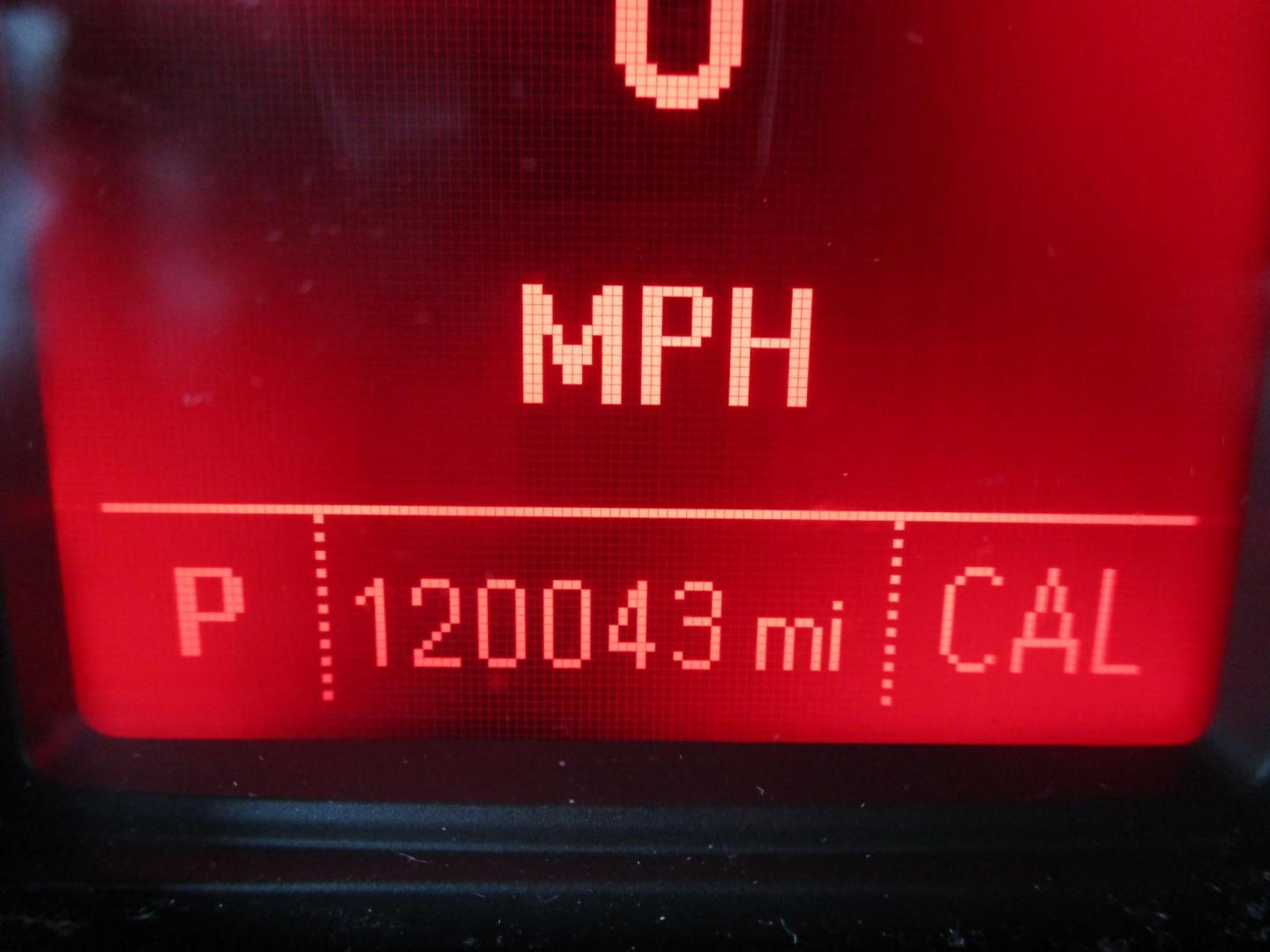 2014 GOLD GMC Terrain SLE2 FWD (2GKALREK0E6) with an 2.4L L4 DOHC 16V FFV engine, 6-Speed Automatic transmission, located at 540a Delsea Drive, Sewell, NJ, 08080, (987) 867-5309, 39.752560, -75.111206 - Photo#17