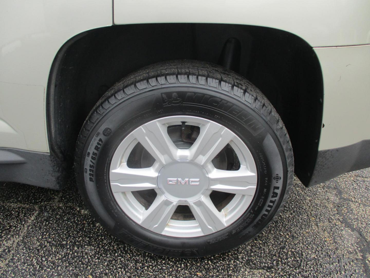2014 GOLD GMC Terrain SLE2 FWD (2GKALREK0E6) with an 2.4L L4 DOHC 16V FFV engine, 6-Speed Automatic transmission, located at 540a Delsea Drive, Sewell, NJ, 08080, (987) 867-5309, 39.752560, -75.111206- Photo#25