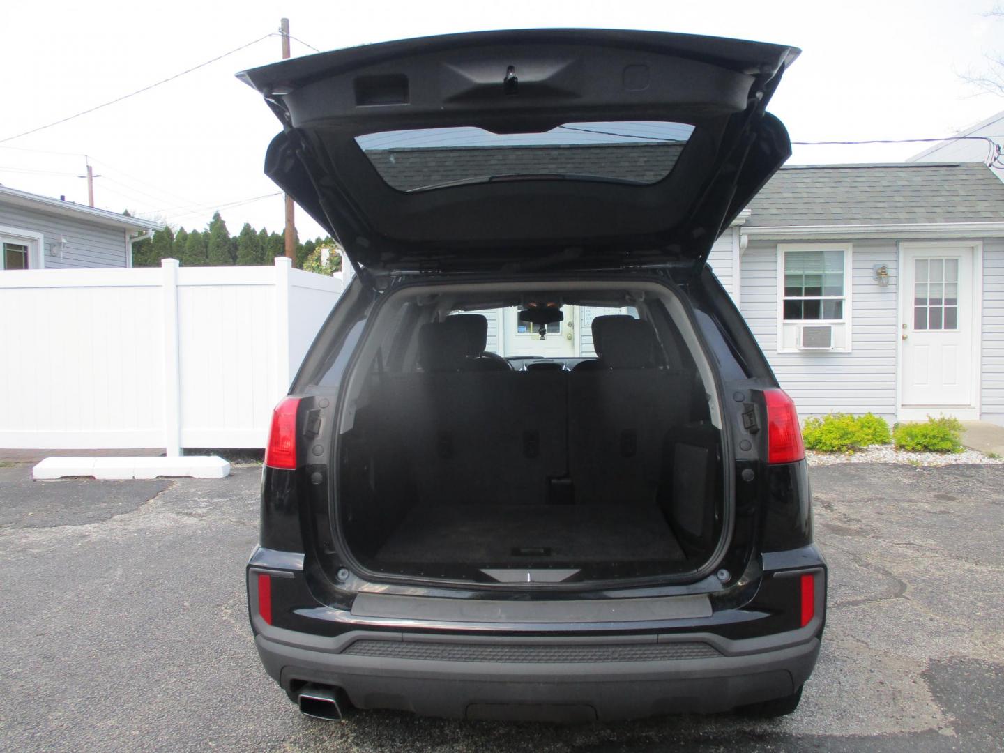 2016 BLACK GMC Terrain SLE1 FWD (2GKALMEK9G6) with an 2.4L L4 DOHC 16V engine, 6A transmission, located at 540a Delsea Drive, Sewell, NJ, 08080, (987) 867-5309, 39.752560, -75.111206- Photo#23
