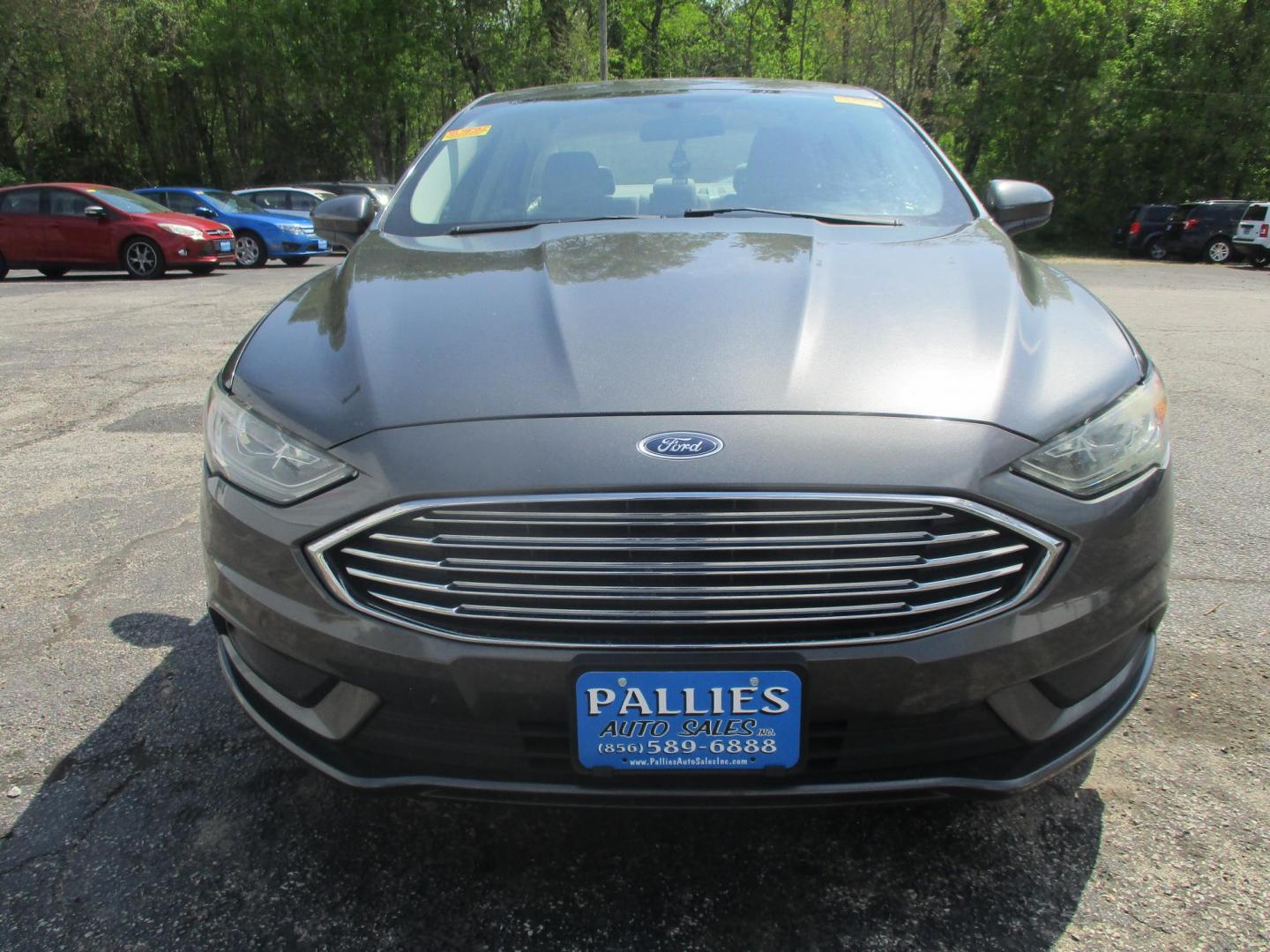 2017 GRAY Ford Fusion SE (3FA6P0H76HR) with an 2.5L L4 DOHC 16V engine, 6A transmission, located at 540a Delsea Drive, Sewell, NJ, 08080, (987) 867-5309, 39.752560, -75.111206 - Photo#9