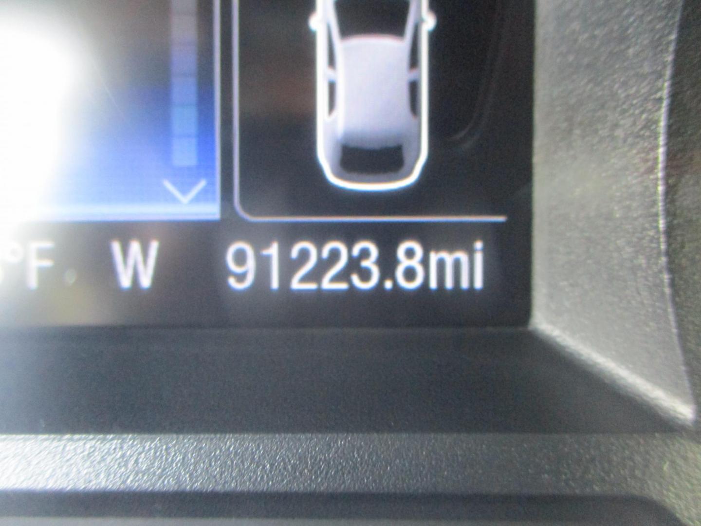 2017 GRAY Ford Fusion SE (3FA6P0H76HR) with an 2.5L L4 DOHC 16V engine, 6A transmission, located at 540a Delsea Drive, Sewell, NJ, 08080, (987) 867-5309, 39.752560, -75.111206 - Photo#18