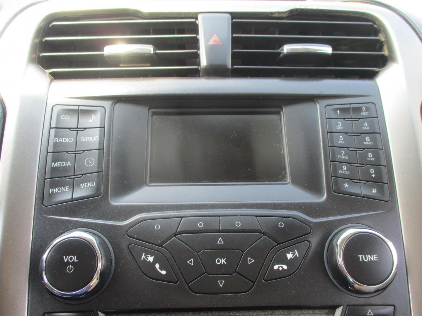 2017 GRAY Ford Fusion SE (3FA6P0H76HR) with an 2.5L L4 DOHC 16V engine, 6A transmission, located at 540a Delsea Drive, Sewell, NJ, 08080, (987) 867-5309, 39.752560, -75.111206 - Photo#20