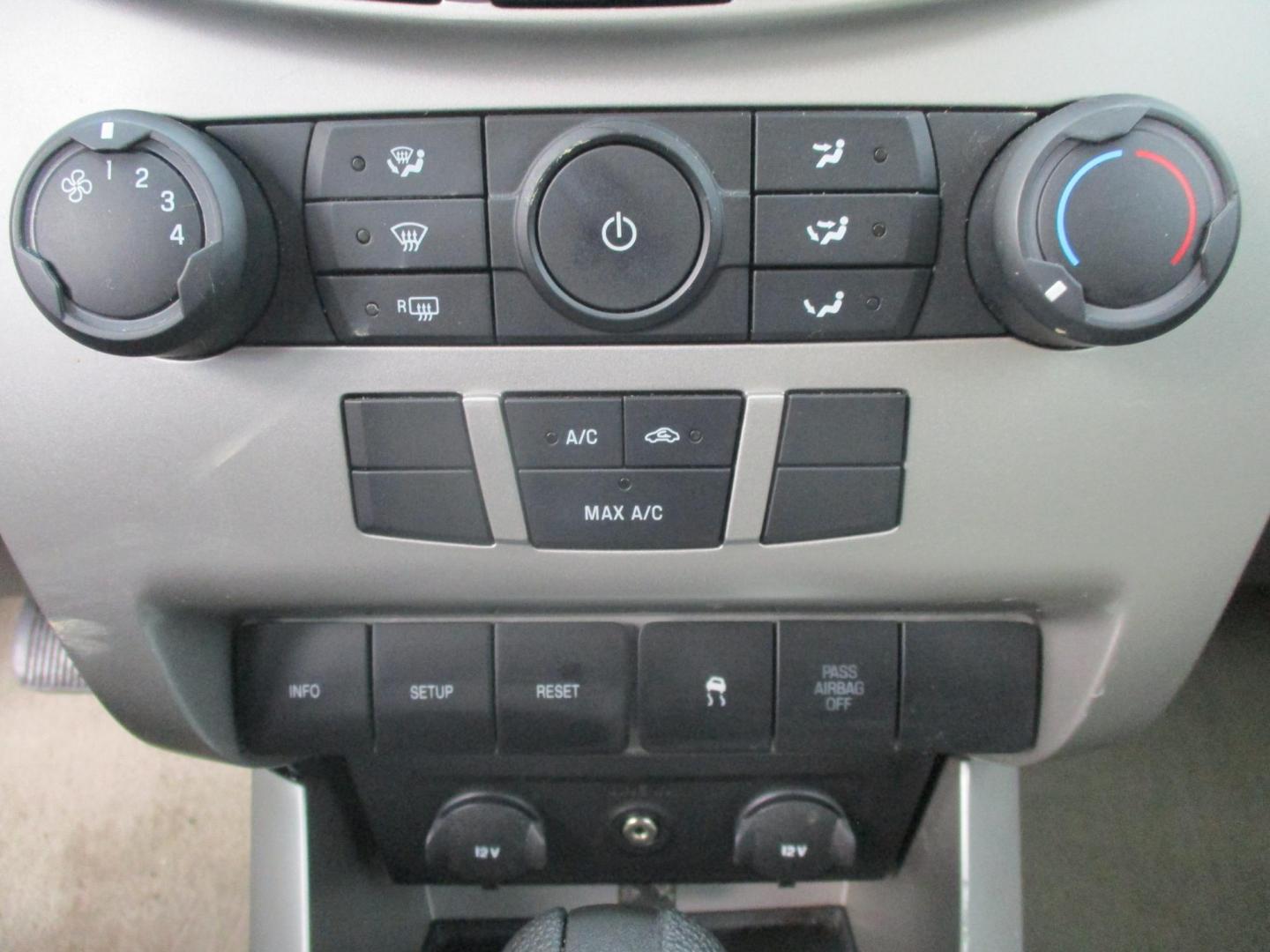 2010 WHITE Ford Focus S Sedan (1FAHP3EN4AW) with an 2.0L L4 DOHC 16V engine, located at 540a Delsea Drive, Sewell, NJ, 08080, (987) 867-5309, 39.752560, -75.111206 - Photo#17