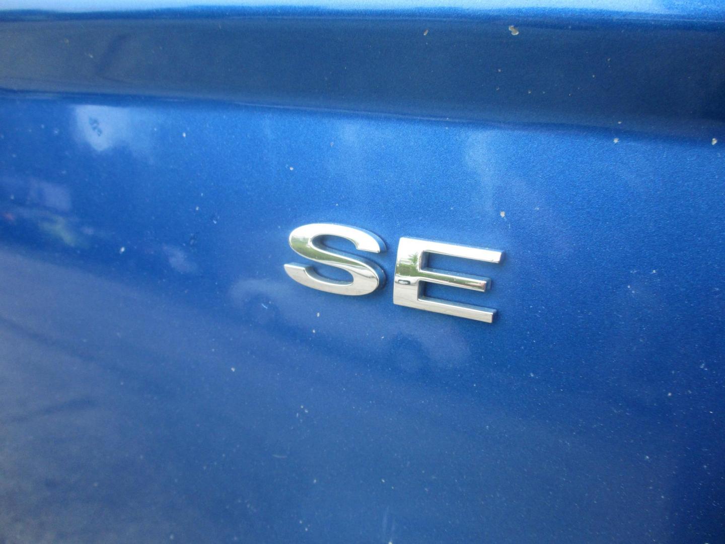 2011 BLUE Ford Fusion I4 SE (3FAHP0HA5BR) with an 2.5L L4 DOHC 16V engine, located at 540a Delsea Drive, Sewell, NJ, 08080, (987) 867-5309, 39.752560, -75.111206 - Photo#5