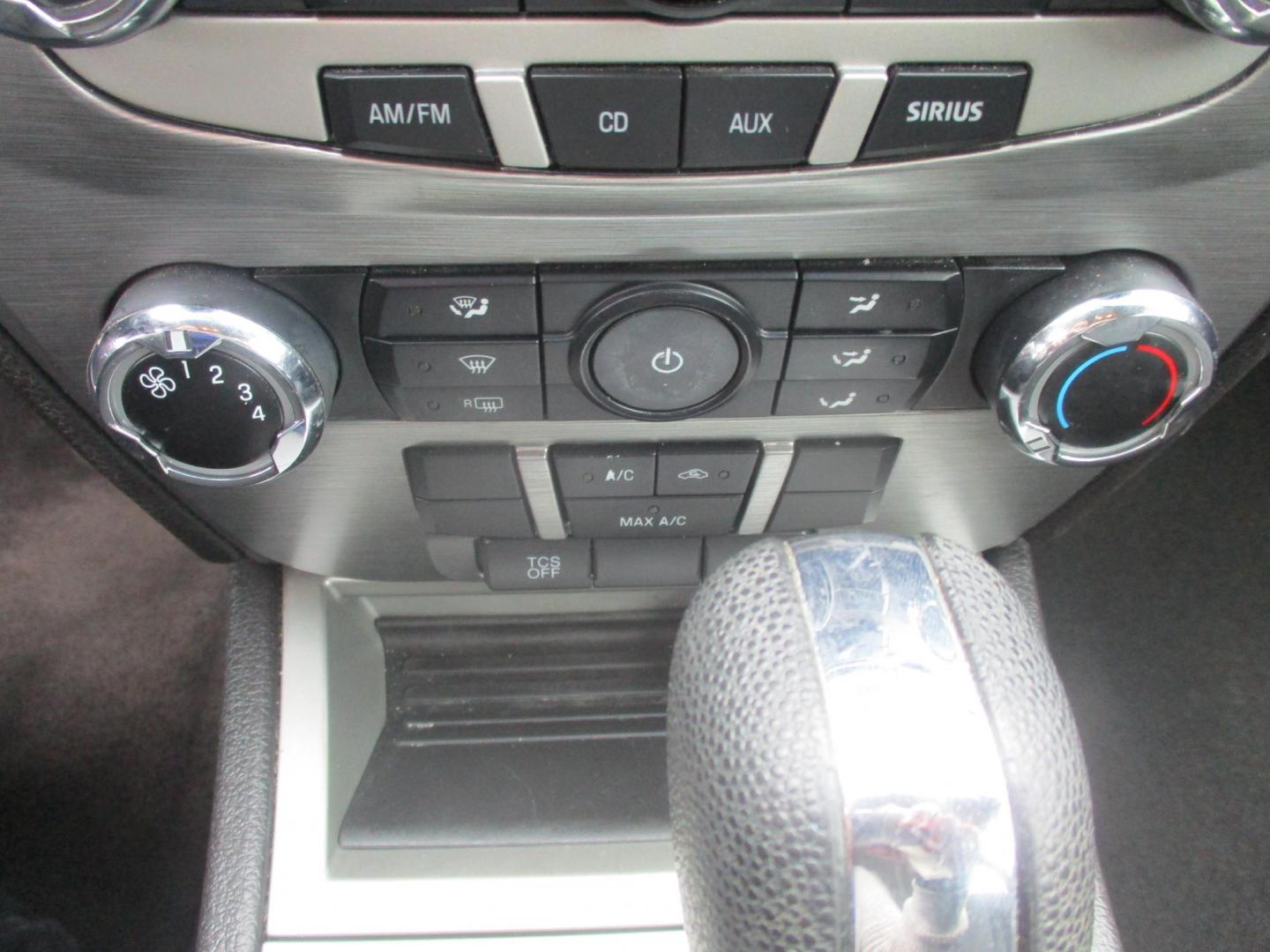 2011 BLUE Ford Fusion I4 SE (3FAHP0HA5BR) with an 2.5L L4 DOHC 16V engine, located at 540a Delsea Drive, Sewell, NJ, 08080, (987) 867-5309, 39.752560, -75.111206 - Photo#20