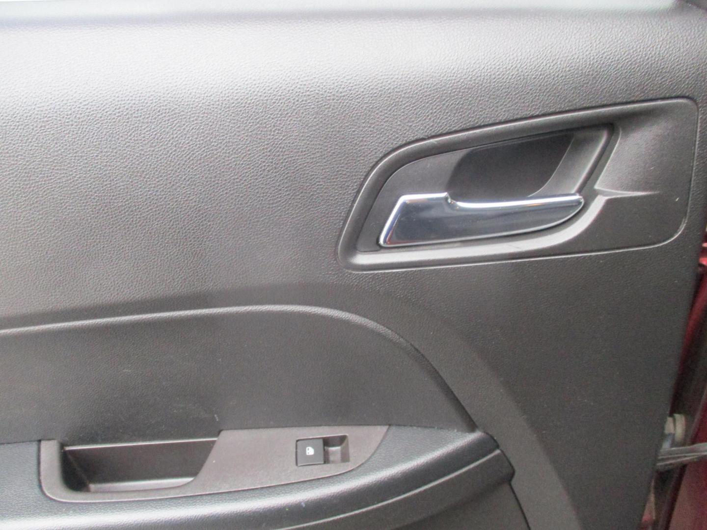 2016 RED Chevrolet Equinox LT AWD (2GNFLFEK3G6) with an 2.4L L4 DOHC 16V FFV engine, 6A transmission, located at 540a Delsea Drive, Sewell, NJ, 08080, (987) 867-5309, 39.752560, -75.111206 - Photo#13