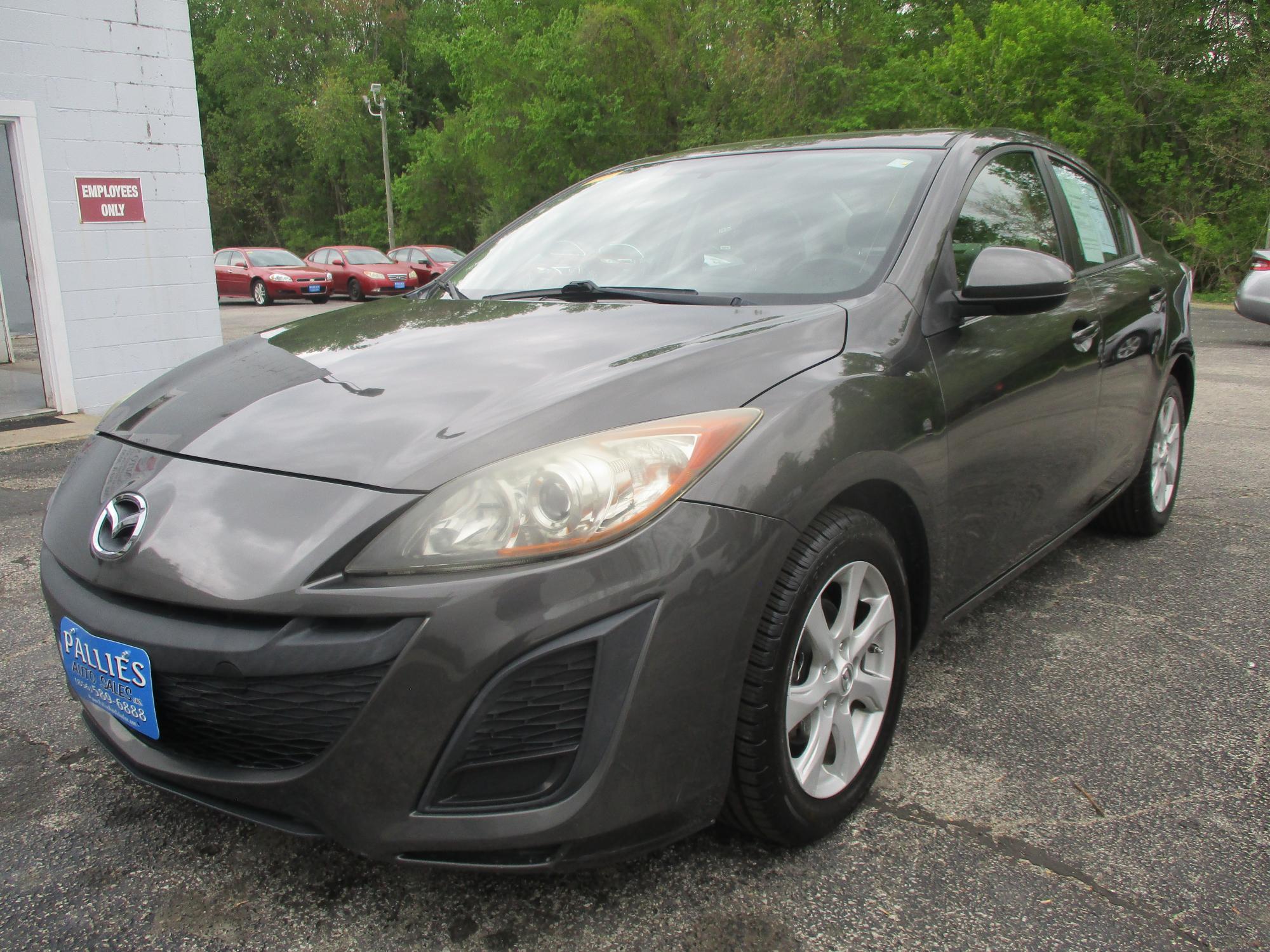 photo of 2011 Mazda MAZDA3 i Touring 4-Door