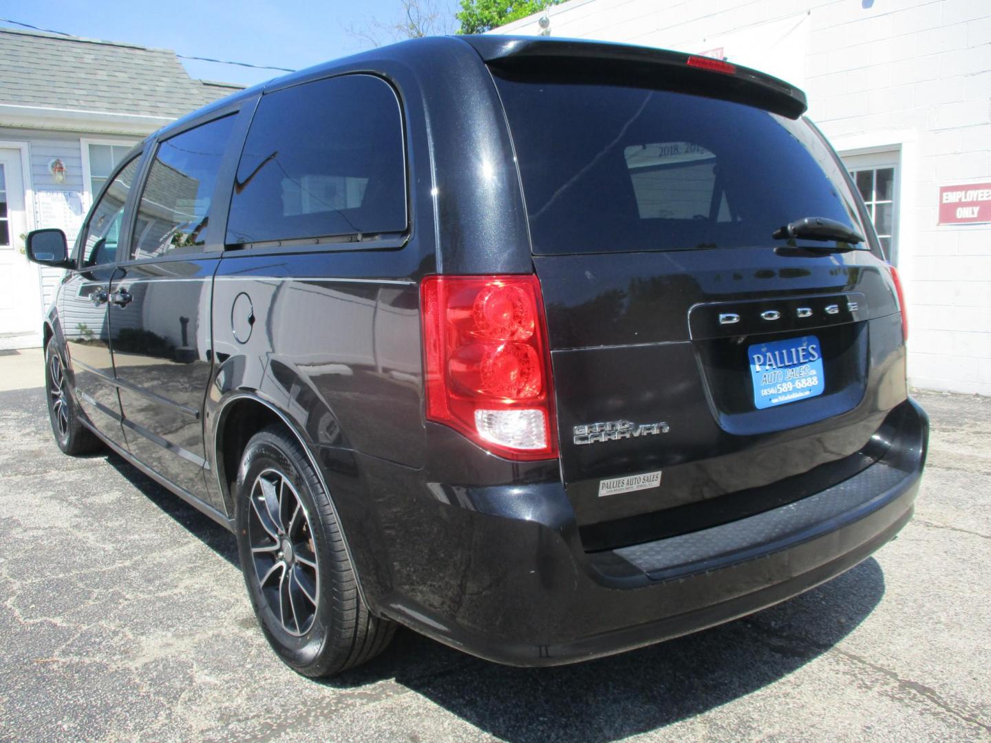 2017 BLACK Dodge Grand Caravan SXT (2C4RDGCG0HR) with an 3.6L V6 DOHC 24V engine, 6A transmission, located at 540a Delsea Drive, Sewell, NJ, 08080, (987) 867-5309, 39.752560, -75.111206 - Photo#2