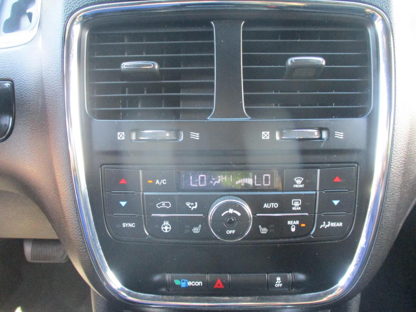 2017 BLACK Dodge Grand Caravan SXT (2C4RDGCG0HR) with an 3.6L V6 DOHC 24V engine, 6A transmission, located at 540a Delsea Drive, Sewell, NJ, 08080, (987) 867-5309, 39.752560, -75.111206 - Photo#19