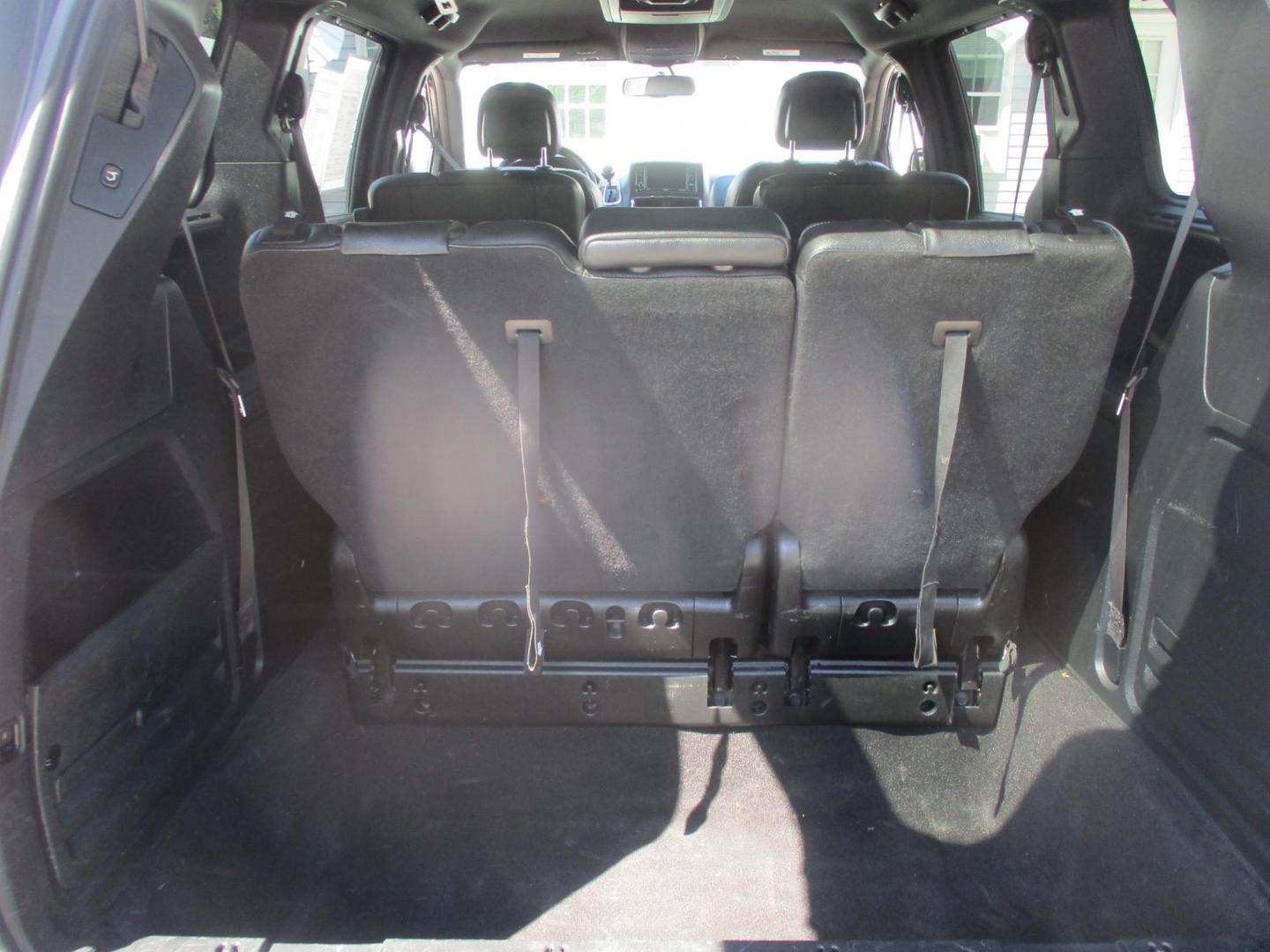 2017 BLACK Dodge Grand Caravan SXT (2C4RDGCG0HR) with an 3.6L V6 DOHC 24V engine, 6A transmission, located at 540a Delsea Drive, Sewell, NJ, 08080, (987) 867-5309, 39.752560, -75.111206 - Photo#25