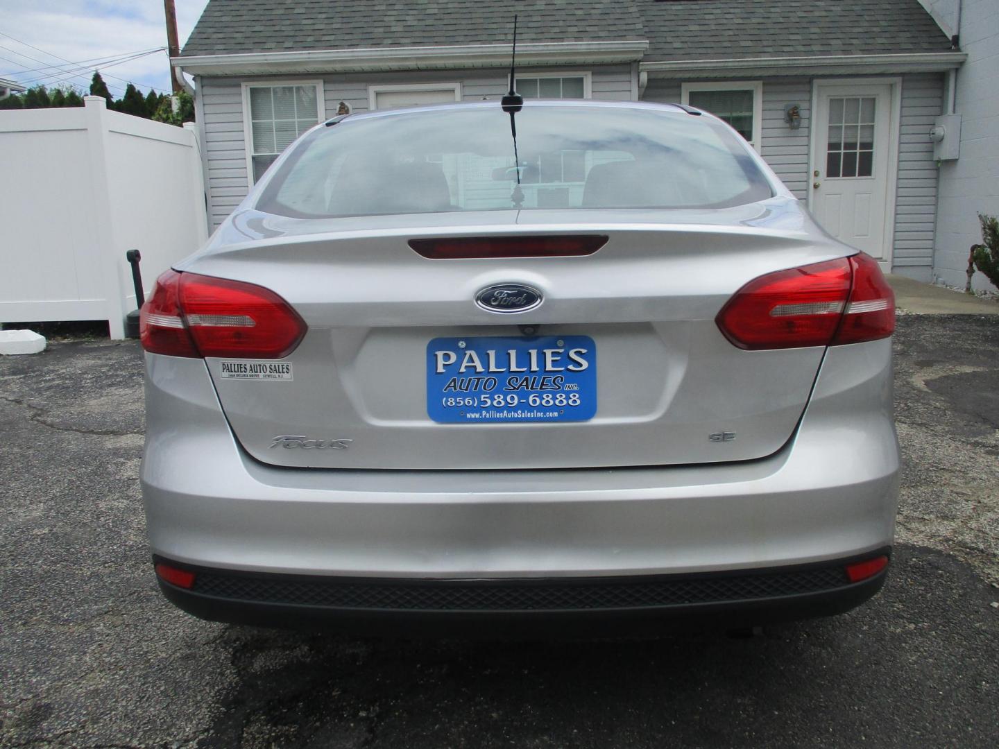 2017 SILVER Ford Focus SE Sedan (1FADP3F27HL) with an 2.0L L4 DOHC 16V engine, located at 540a Delsea Drive, Sewell, NJ, 08080, (987) 867-5309, 39.752560, -75.111206- Photo#3