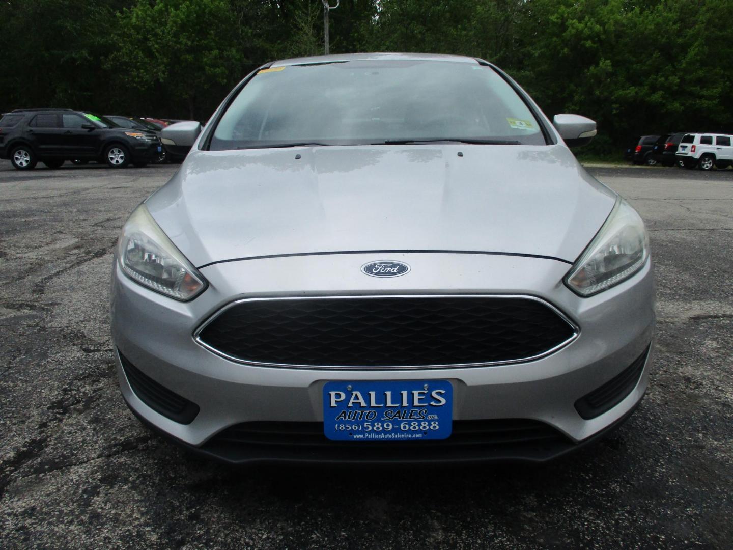 2017 SILVER Ford Focus SE Sedan (1FADP3F27HL) with an 2.0L L4 DOHC 16V engine, located at 540a Delsea Drive, Sewell, NJ, 08080, (987) 867-5309, 39.752560, -75.111206- Photo#9