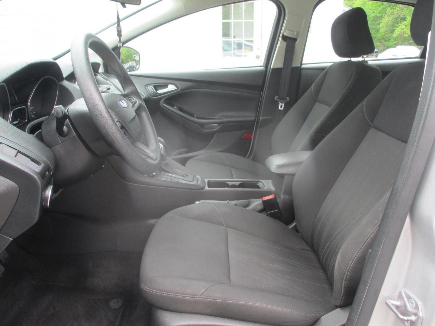 2017 SILVER Ford Focus SE Sedan (1FADP3F27HL) with an 2.0L L4 DOHC 16V engine, located at 540a Delsea Drive, Sewell, NJ, 08080, (987) 867-5309, 39.752560, -75.111206- Photo#12