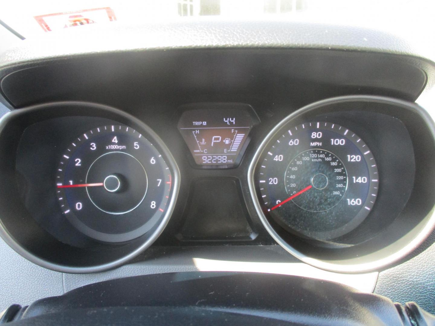 2016 RED Hyundai Elantra Limited (5NPDH4AE6GH) with an 1.8L L4 DOHC 16V engine, 6-Speed Automatic transmission, located at 540a Delsea Drive, Sewell, NJ, 08080, (987) 867-5309, 39.752560, -75.111206 - Photo#16