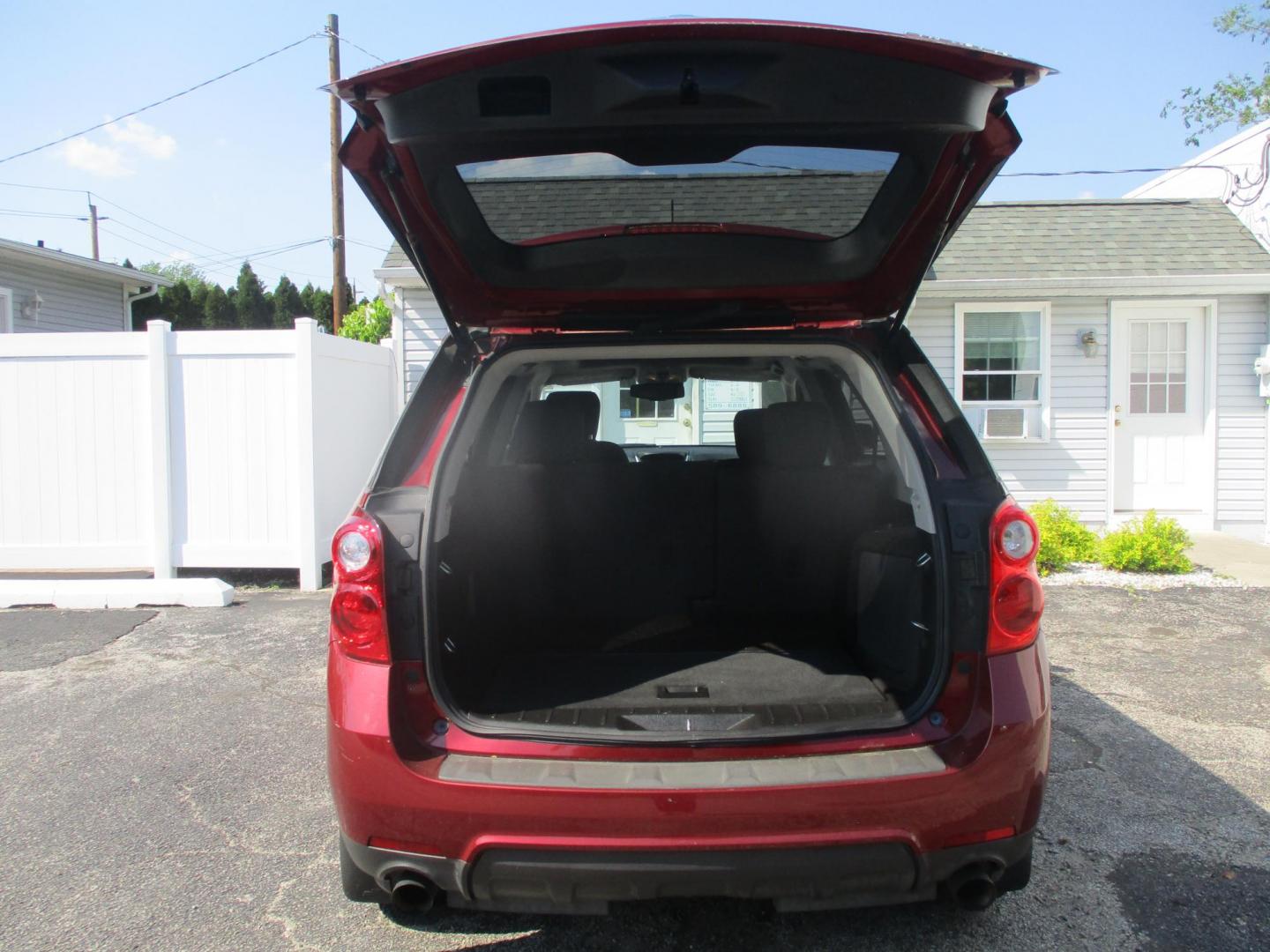 2012 RED Chevrolet Equinox 1LT AWD (2GNFLEE57C6) with an 3.0L V6 DOHC 24V engine, 6-Speed Automatic transmission, located at 540a Delsea Drive, Sewell, NJ, 08080, (987) 867-5309, 39.752560, -75.111206 - Photo#25