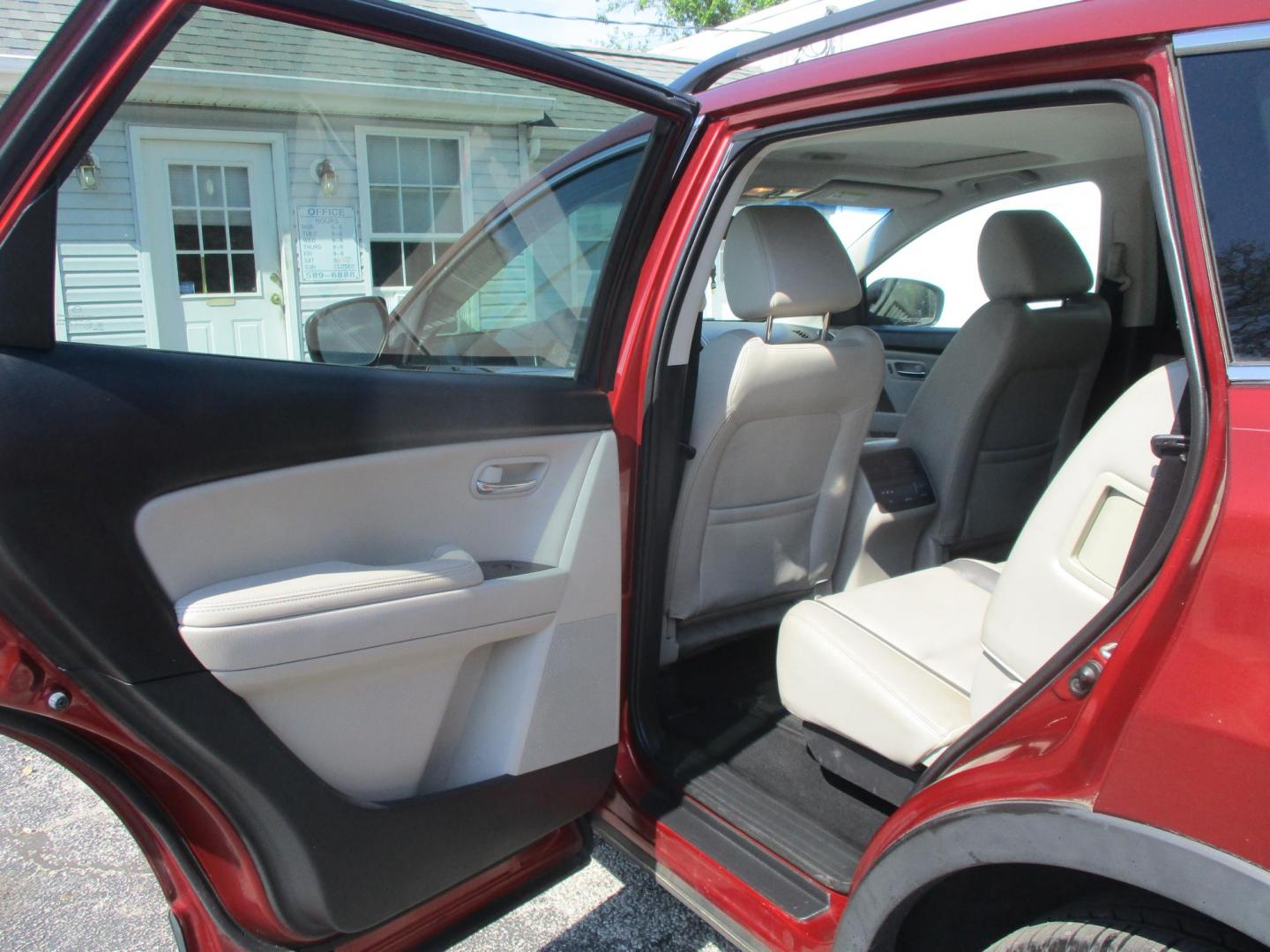 2010 RED Mazda CX-9 Grand Touring AWD (JM3TB3MV8A0) with an 3.7L V6 DOHC 24V engine, 6-Speed Automatic transmission, located at 540a Delsea Drive, Sewell, NJ, 08080, (987) 867-5309, 39.752560, -75.111206 - Photo#12