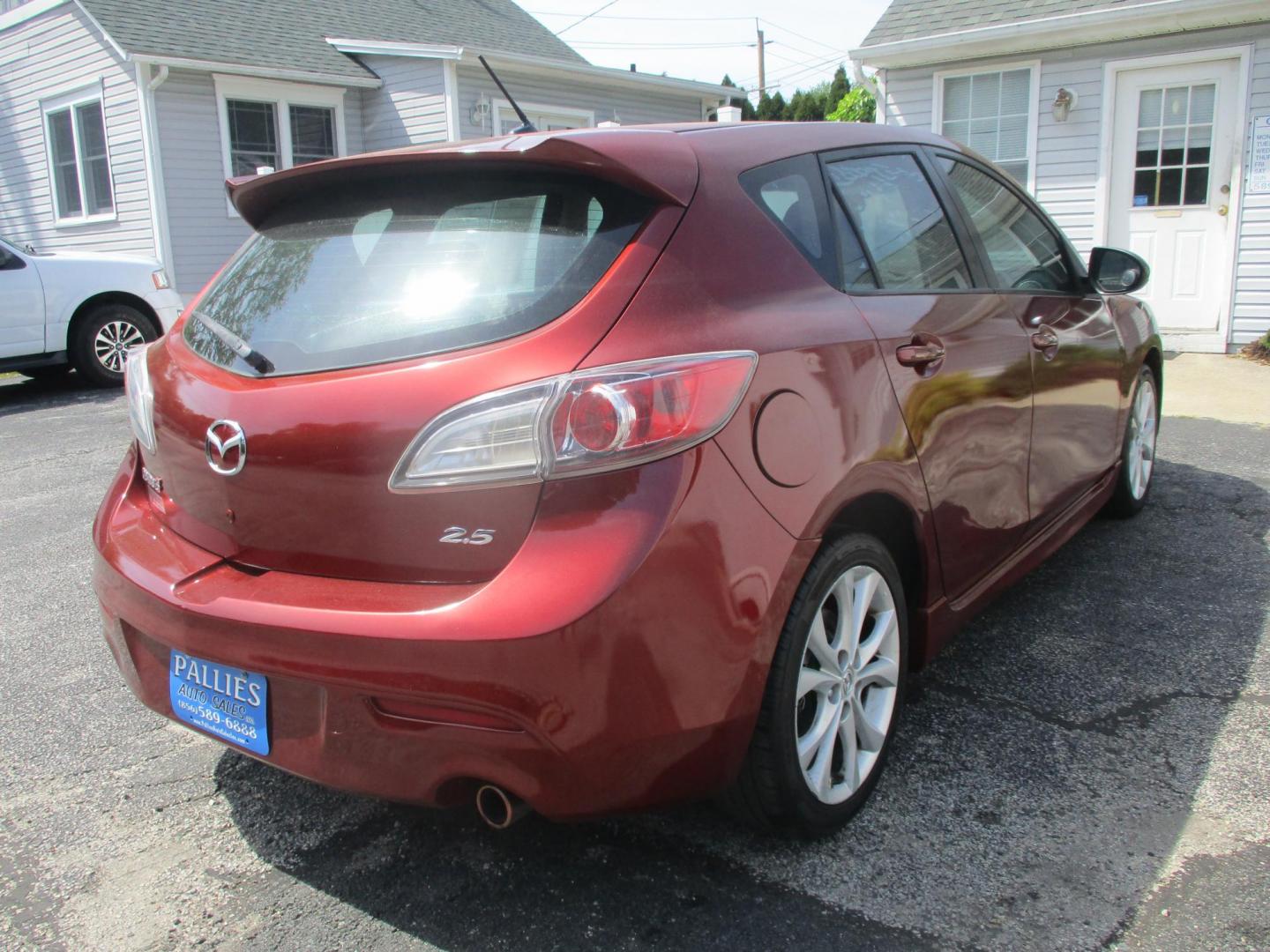 2010 RED Mazda MAZDA3 s Grand Touring 5-Door (JM1BL1H64A1) with an 2.5L L4 DOHC 16V engine, located at 540a Delsea Drive, Sewell, NJ, 08080, (987) 867-5309, 39.752560, -75.111206- Photo#5