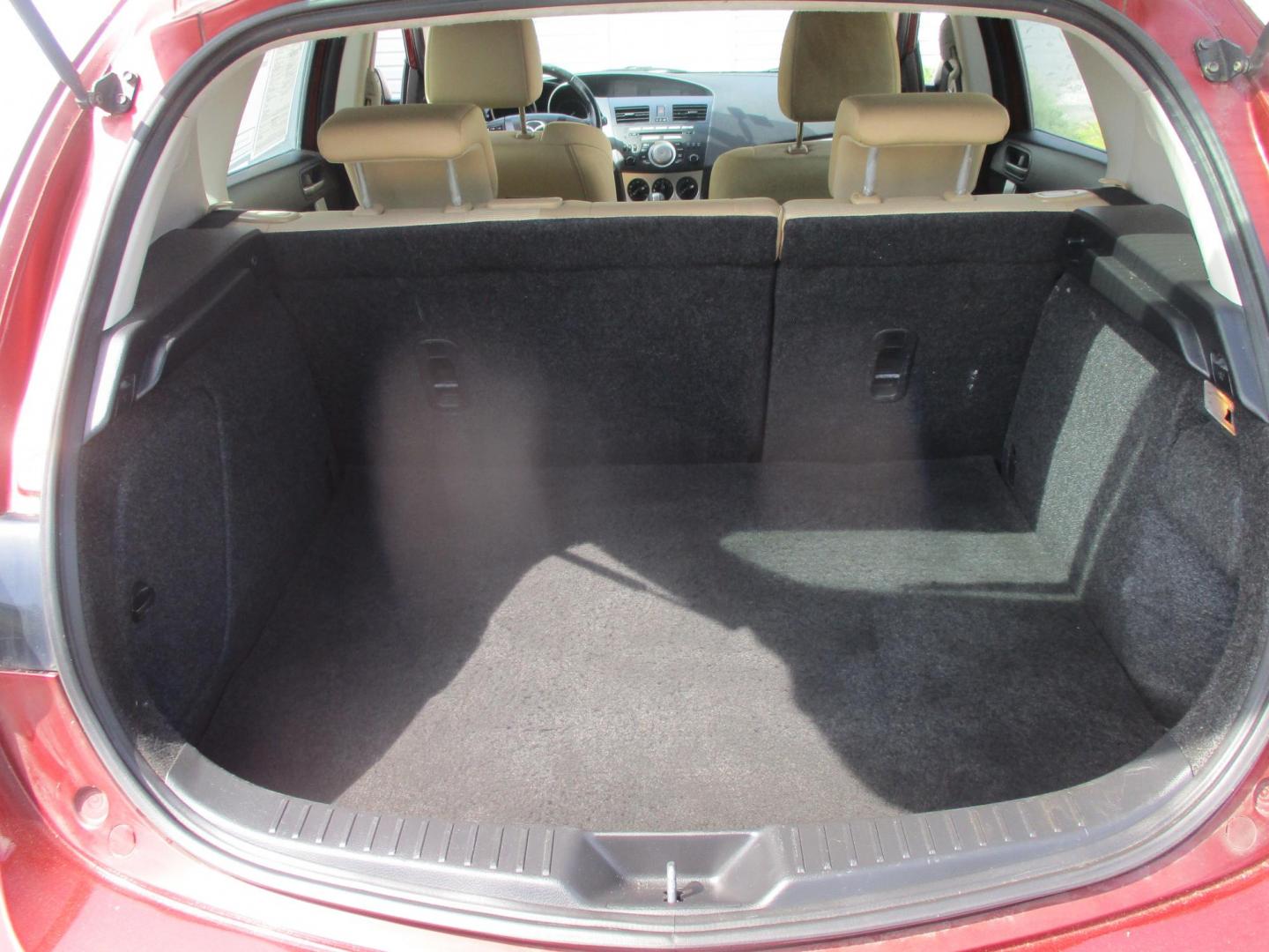 2010 RED Mazda MAZDA3 s Grand Touring 5-Door (JM1BL1H64A1) with an 2.5L L4 DOHC 16V engine, located at 540a Delsea Drive, Sewell, NJ, 08080, (987) 867-5309, 39.752560, -75.111206- Photo#24