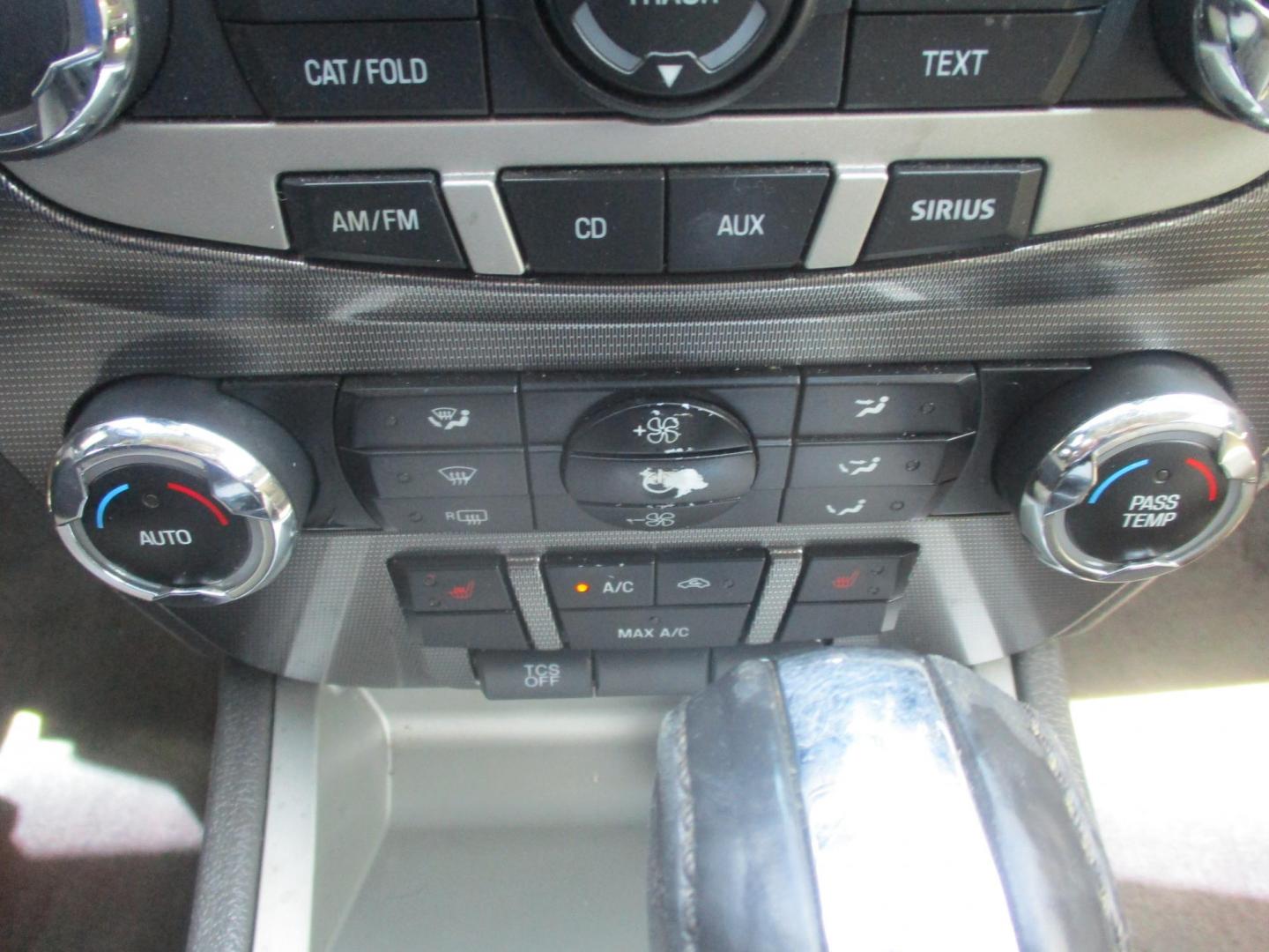 2011 WHITE Ford Fusion I4 SEL (3FAHP0JA4BR) with an 2.5L L4 DOHC 16V engine, located at 540a Delsea Drive, Sewell, NJ, 08080, (987) 867-5309, 39.752560, -75.111206- Photo#21