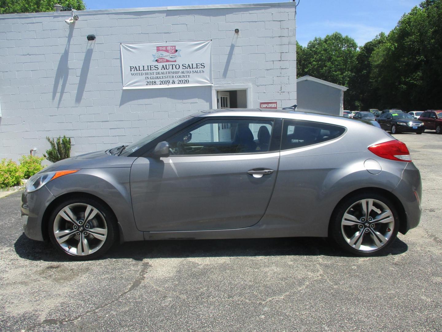 2013 SILVER Hyundai Veloster Base (KMHTC6AD2DU) with an 1.6L L4 DOHC 16V engine, located at 540a Delsea Drive, Sewell, NJ, 08080, (987) 867-5309, 39.752560, -75.111206- Photo#1