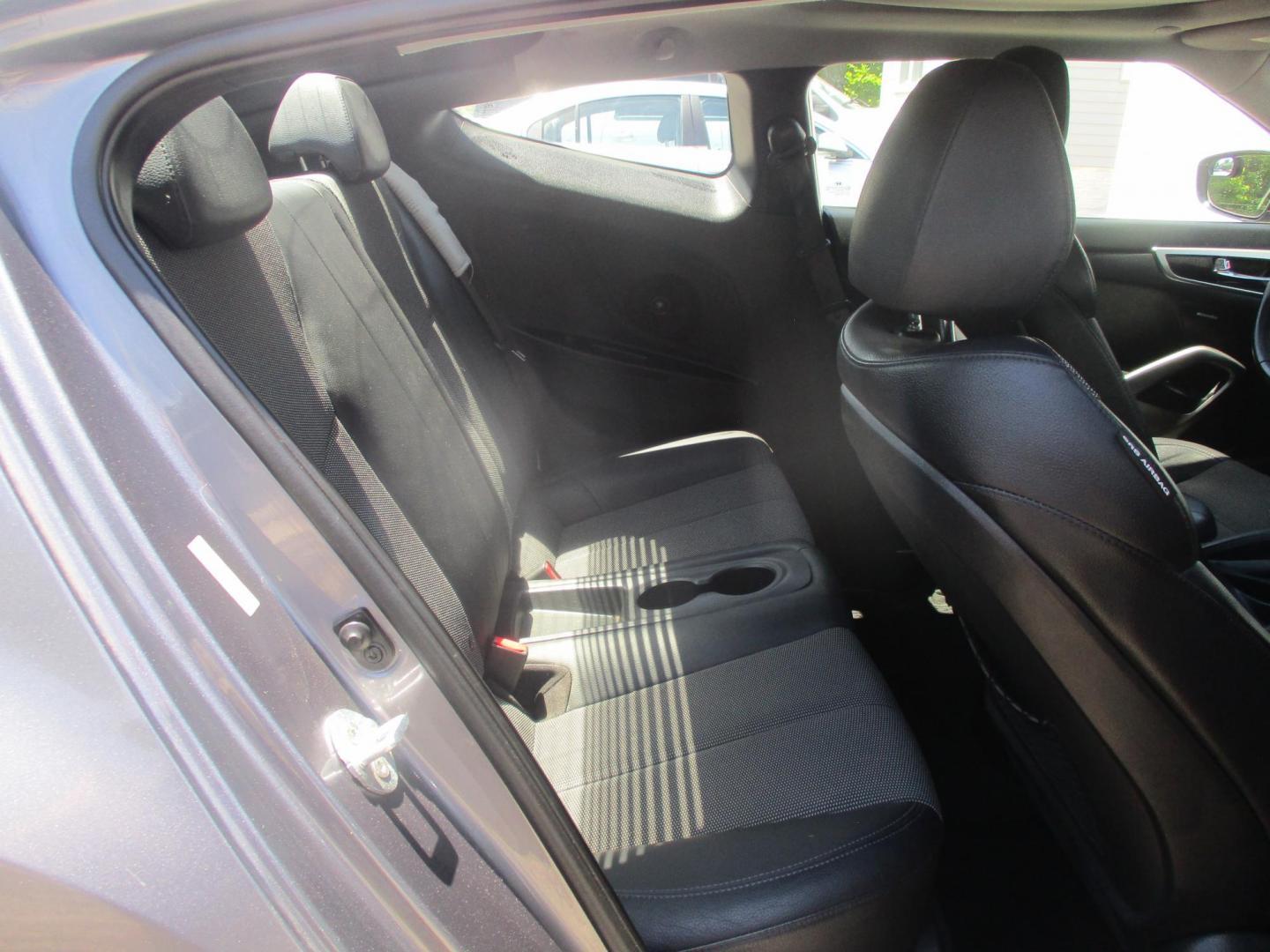 2013 SILVER Hyundai Veloster Base (KMHTC6AD2DU) with an 1.6L L4 DOHC 16V engine, located at 540a Delsea Drive, Sewell, NJ, 08080, (987) 867-5309, 39.752560, -75.111206- Photo#13