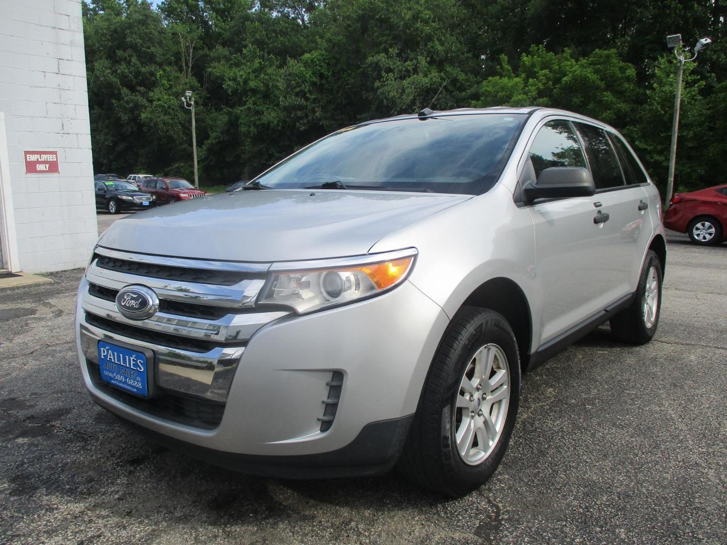 2013 SILVER Ford Edge SE FWD (2FMDK3GC4DB) with an 3.5L V6 DOHC 24V engine, 6-Speed Automatic transmission, located at 540a Delsea Drive, Sewell, NJ, 08080, (987) 867-5309, 39.752560, -75.111206 - Photo#0