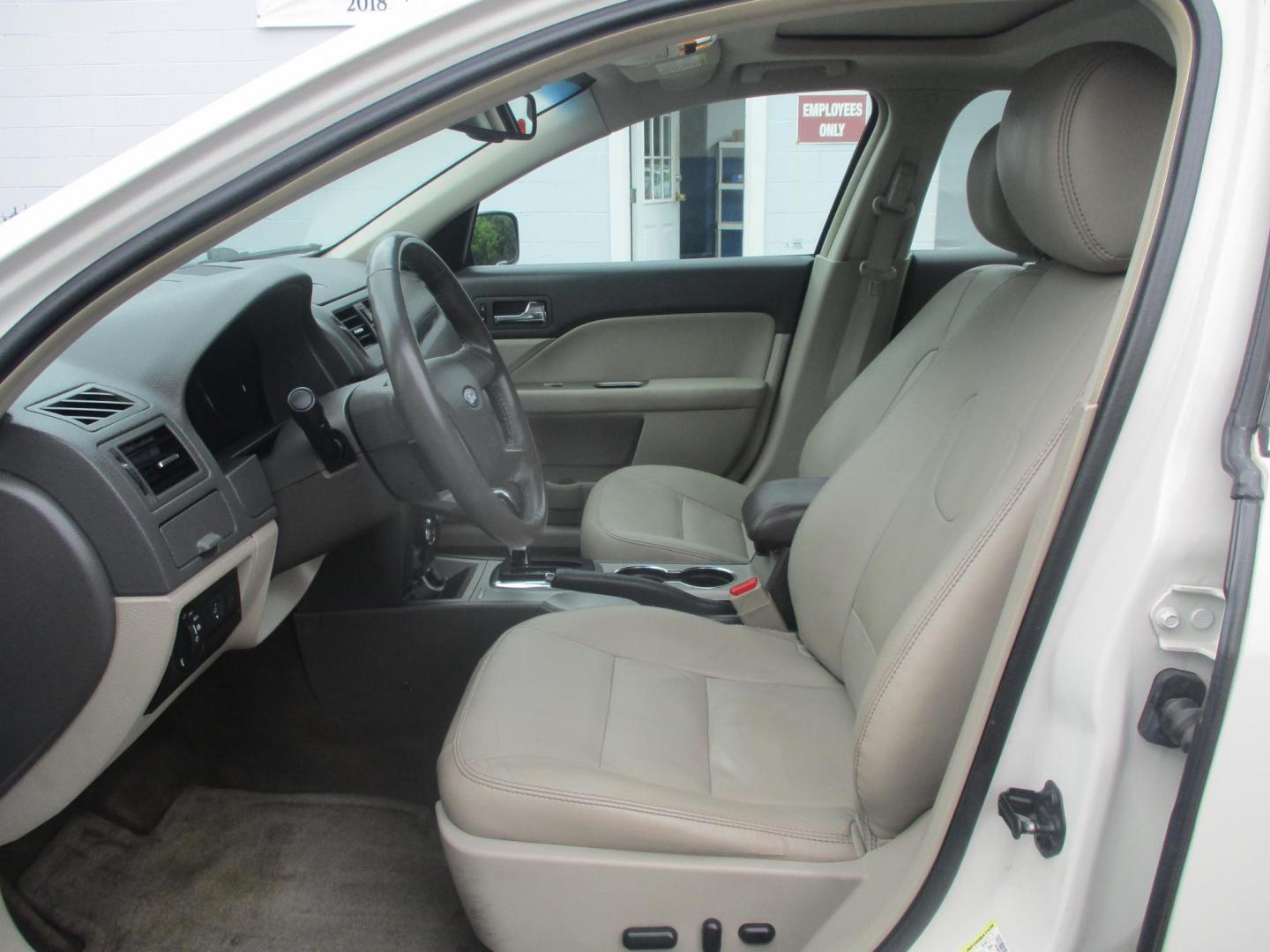 2012 WHITE Ford Fusion SEL (3FAHP0JA7CR) with an 2.5L L4 DOHC 16V engine, located at 540a Delsea Drive, Sewell, NJ, 08080, (987) 867-5309, 39.752560, -75.111206- Photo#12