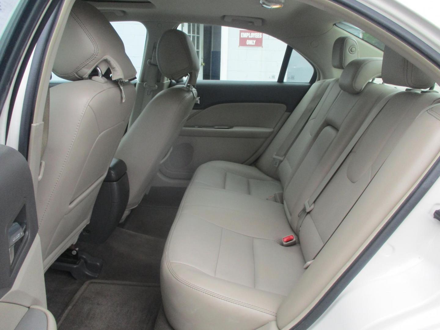 2012 WHITE Ford Fusion SEL (3FAHP0JA7CR) with an 2.5L L4 DOHC 16V engine, located at 540a Delsea Drive, Sewell, NJ, 08080, (987) 867-5309, 39.752560, -75.111206- Photo#15