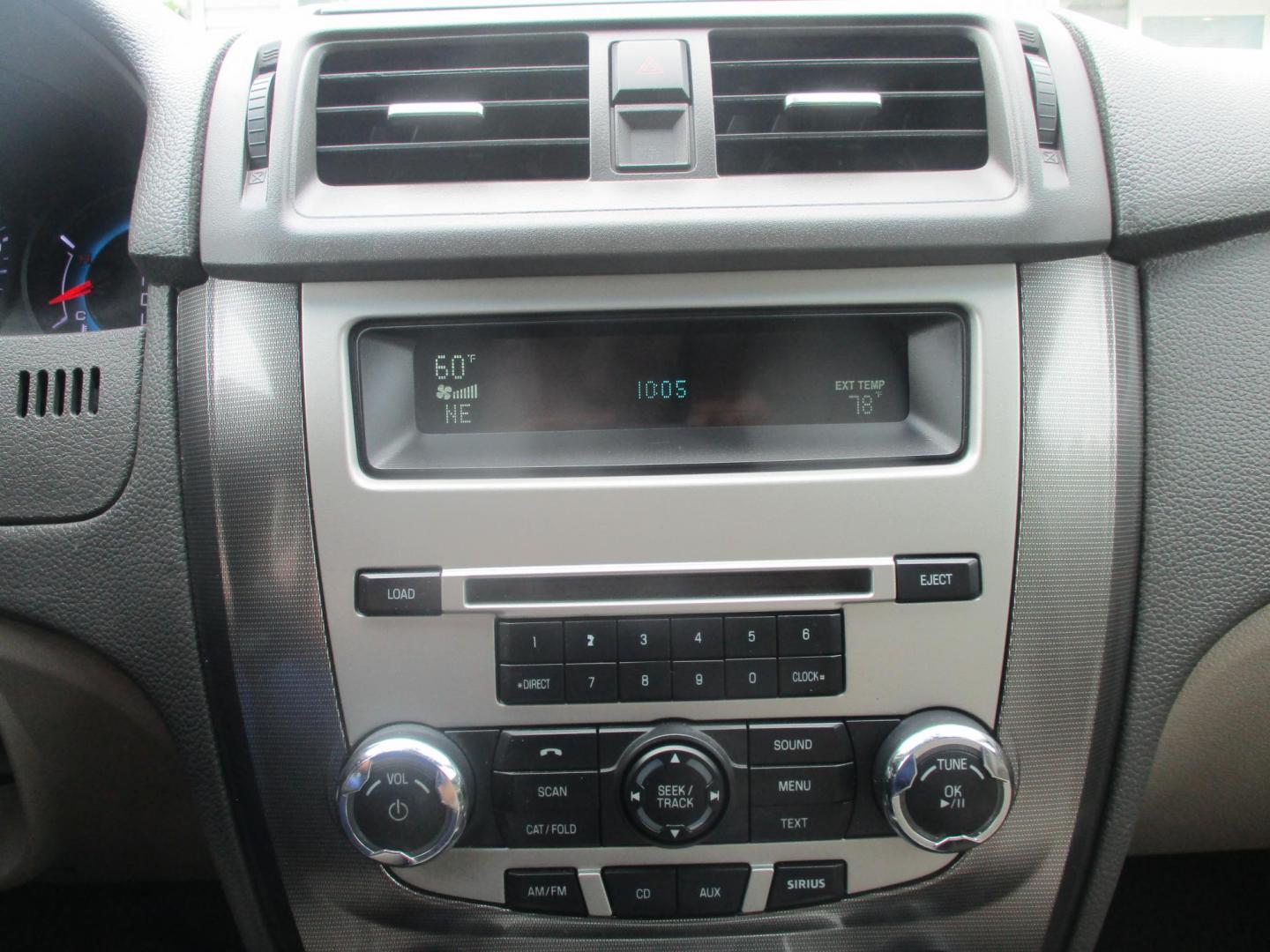 2012 WHITE Ford Fusion SEL (3FAHP0JA7CR) with an 2.5L L4 DOHC 16V engine, located at 540a Delsea Drive, Sewell, NJ, 08080, (987) 867-5309, 39.752560, -75.111206- Photo#21