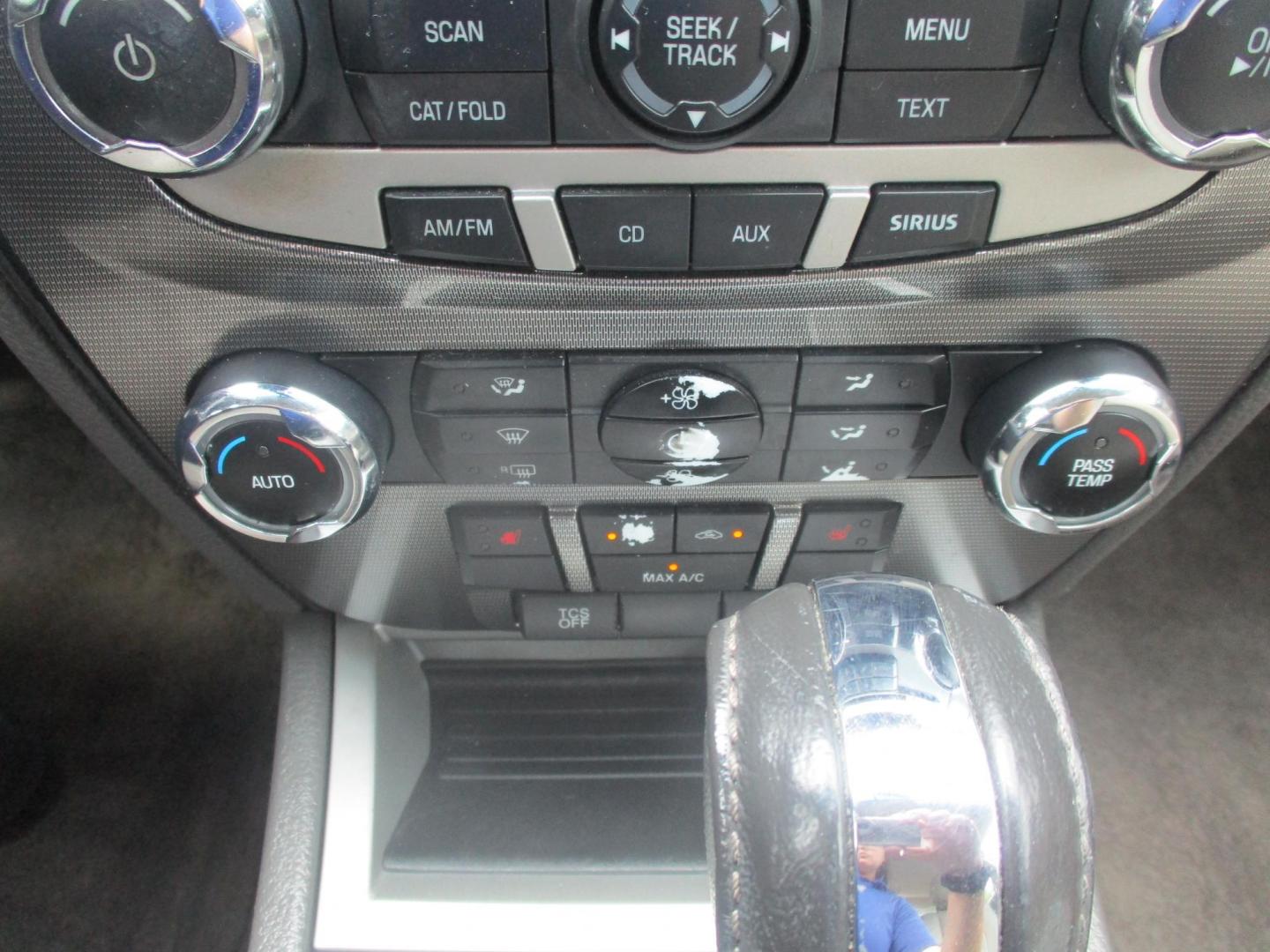2012 WHITE Ford Fusion SEL (3FAHP0JA7CR) with an 2.5L L4 DOHC 16V engine, located at 540a Delsea Drive, Sewell, NJ, 08080, (987) 867-5309, 39.752560, -75.111206- Photo#22