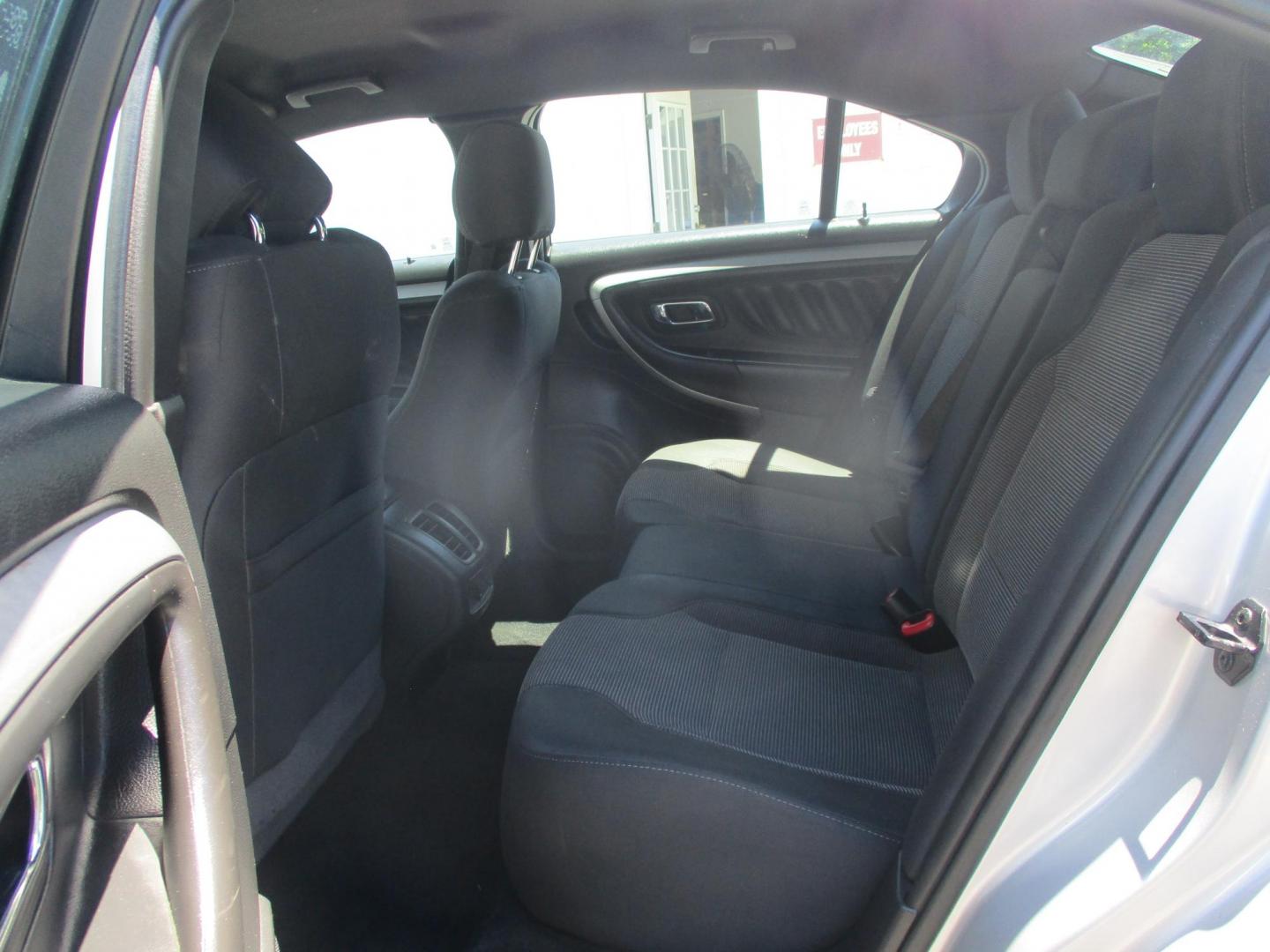 2018 SILVER Ford Taurus SEL FWD (1FAHP2E81JG) with an 3.5L V6 DOHC 24V engine, 6A transmission, located at 540a Delsea Drive, Sewell, NJ, 08080, (987) 867-5309, 39.752560, -75.111206- Photo#15
