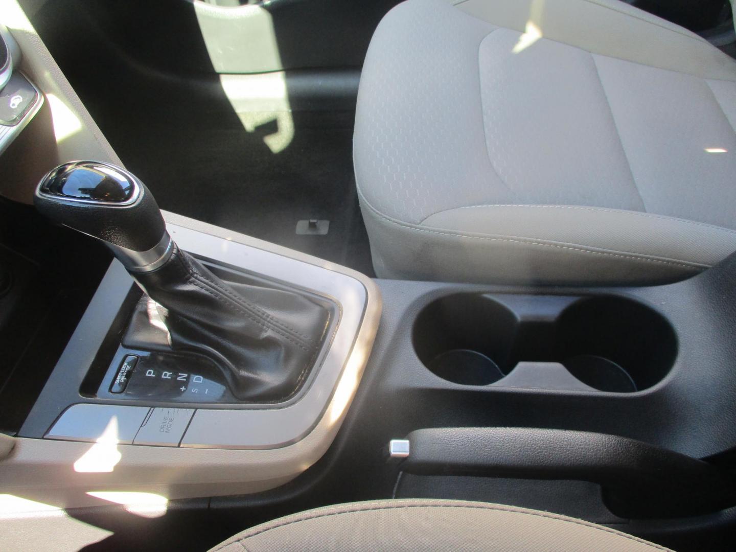 2019 BLACK Hyundai Elantra Limited (KMHD84LF4KU) with an 1.8L L4 DOHC 16V engine, 6A transmission, located at 540a Delsea Drive, Sewell, NJ, 08080, (987) 867-5309, 39.752560, -75.111206- Photo#20