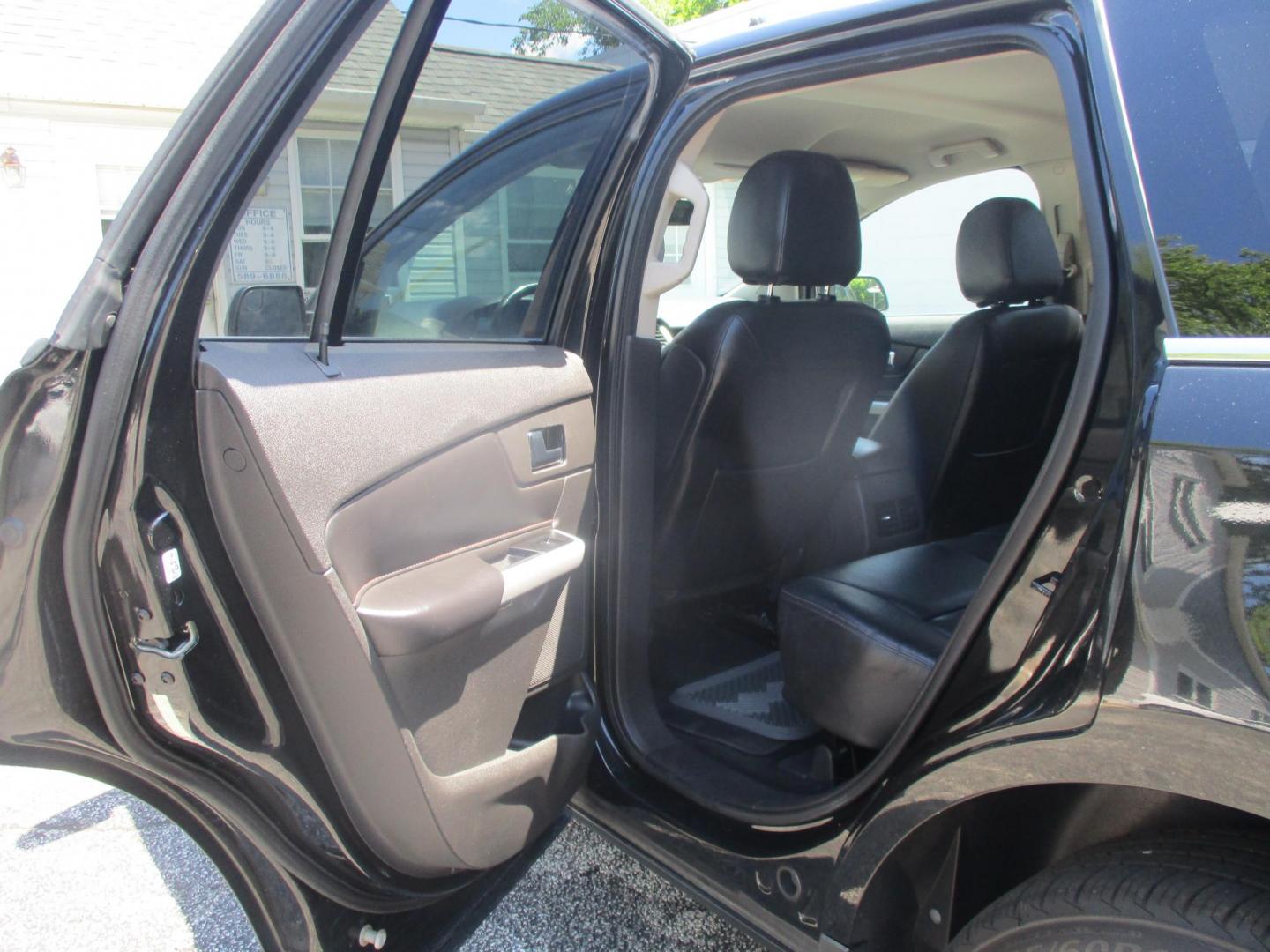2014 BLACK Ford Edge Limited AWD (2FMDK4KC9EB) with an 3.5L V6 DOHC 24V engine, 6-Speed Automatic transmission, located at 540a Delsea Drive, Sewell, NJ, 08080, (987) 867-5309, 39.752560, -75.111206- Photo#13