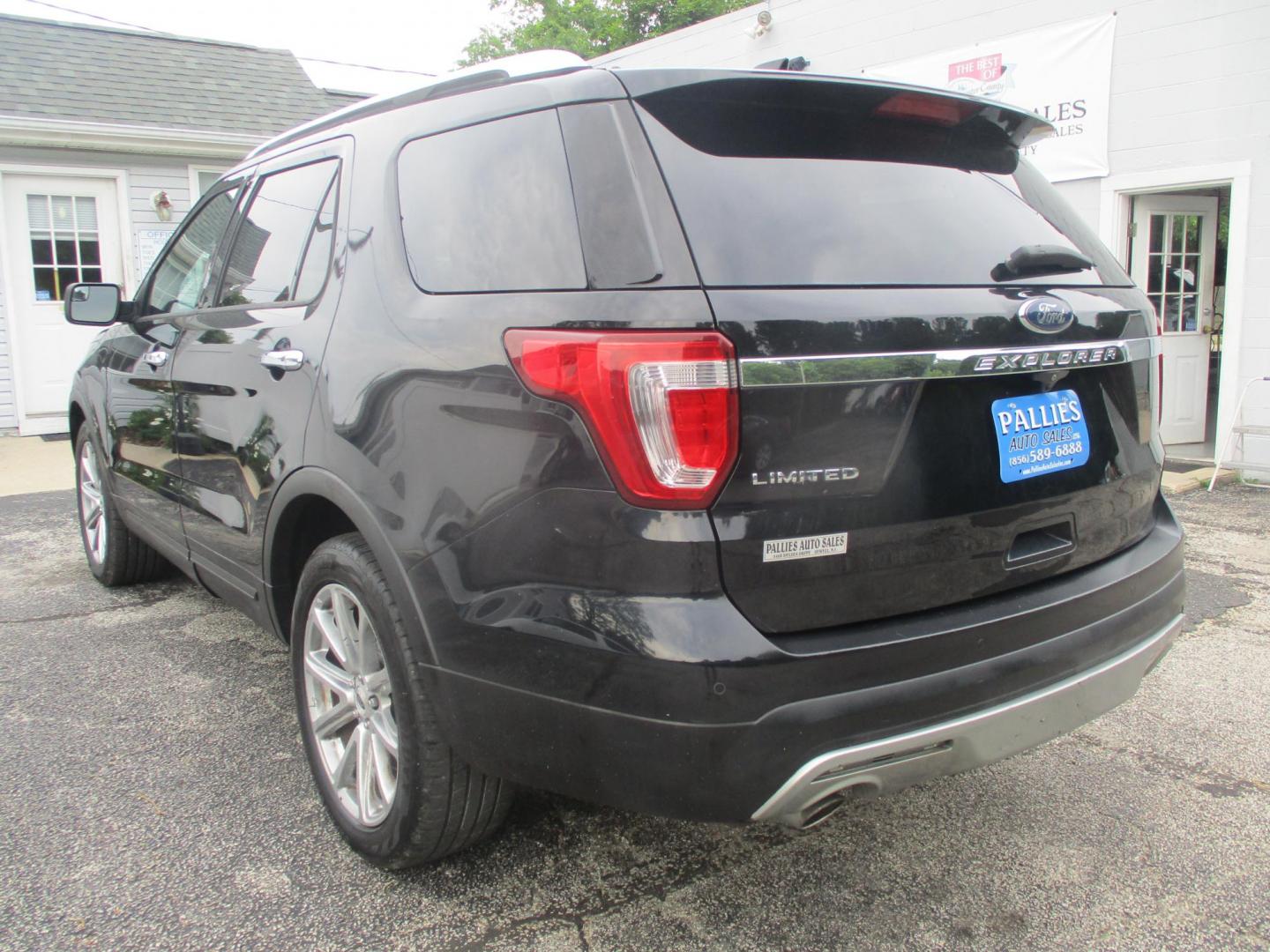 2017 BLACK Ford Explorer Limited FWD (1FM5K7F86HG) with an 3.5L V6 DOHC 24V engine, 6A transmission, located at 540a Delsea Drive, Sewell, NJ, 08080, (987) 867-5309, 39.752560, -75.111206- Photo#2