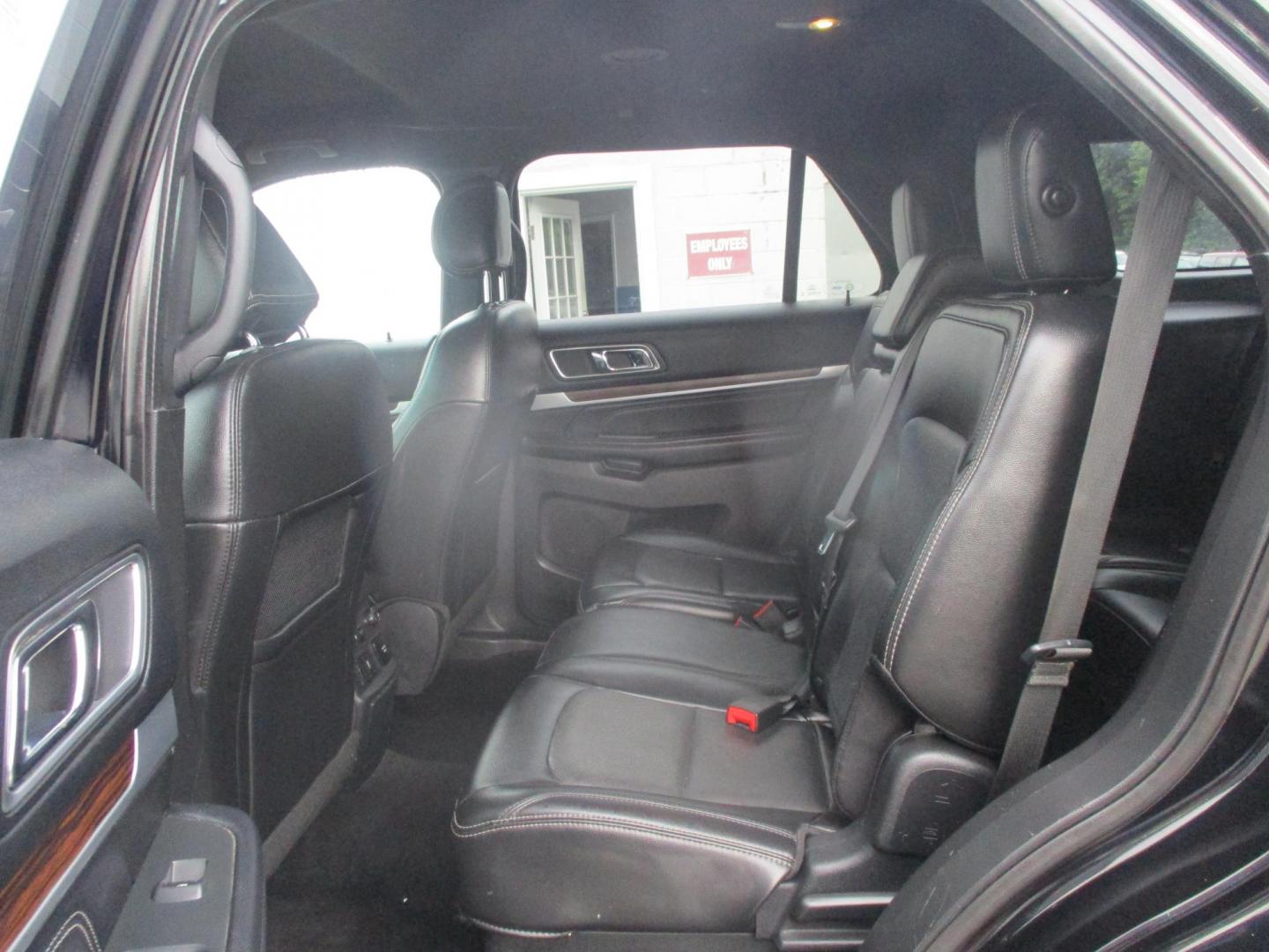 2017 BLACK Ford Explorer Limited FWD (1FM5K7F86HG) with an 3.5L V6 DOHC 24V engine, 6A transmission, located at 540a Delsea Drive, Sewell, NJ, 08080, (987) 867-5309, 39.752560, -75.111206- Photo#14