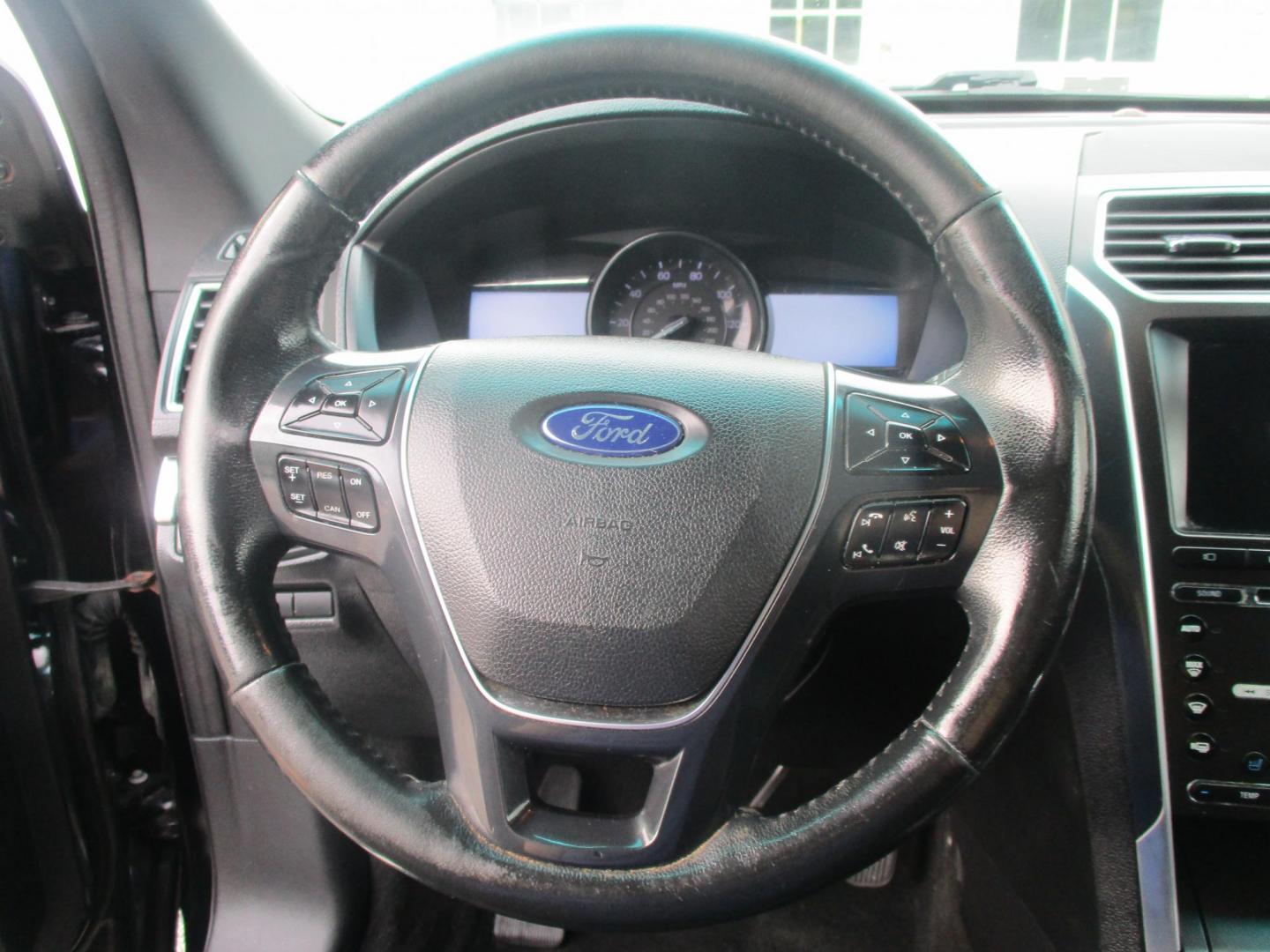 2017 BLACK Ford Explorer Limited FWD (1FM5K7F86HG) with an 3.5L V6 DOHC 24V engine, 6A transmission, located at 540a Delsea Drive, Sewell, NJ, 08080, (987) 867-5309, 39.752560, -75.111206- Photo#16