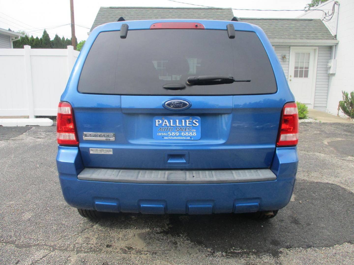 2011 BLUE Ford Escape XLT FWD (1FMCU0D78BK) with an 2.5L L4 DOHC 16V engine, 6-Speed Automatic transmission, located at 540a Delsea Drive, Sewell, NJ, 08080, (987) 867-5309, 39.752560, -75.111206- Photo#3