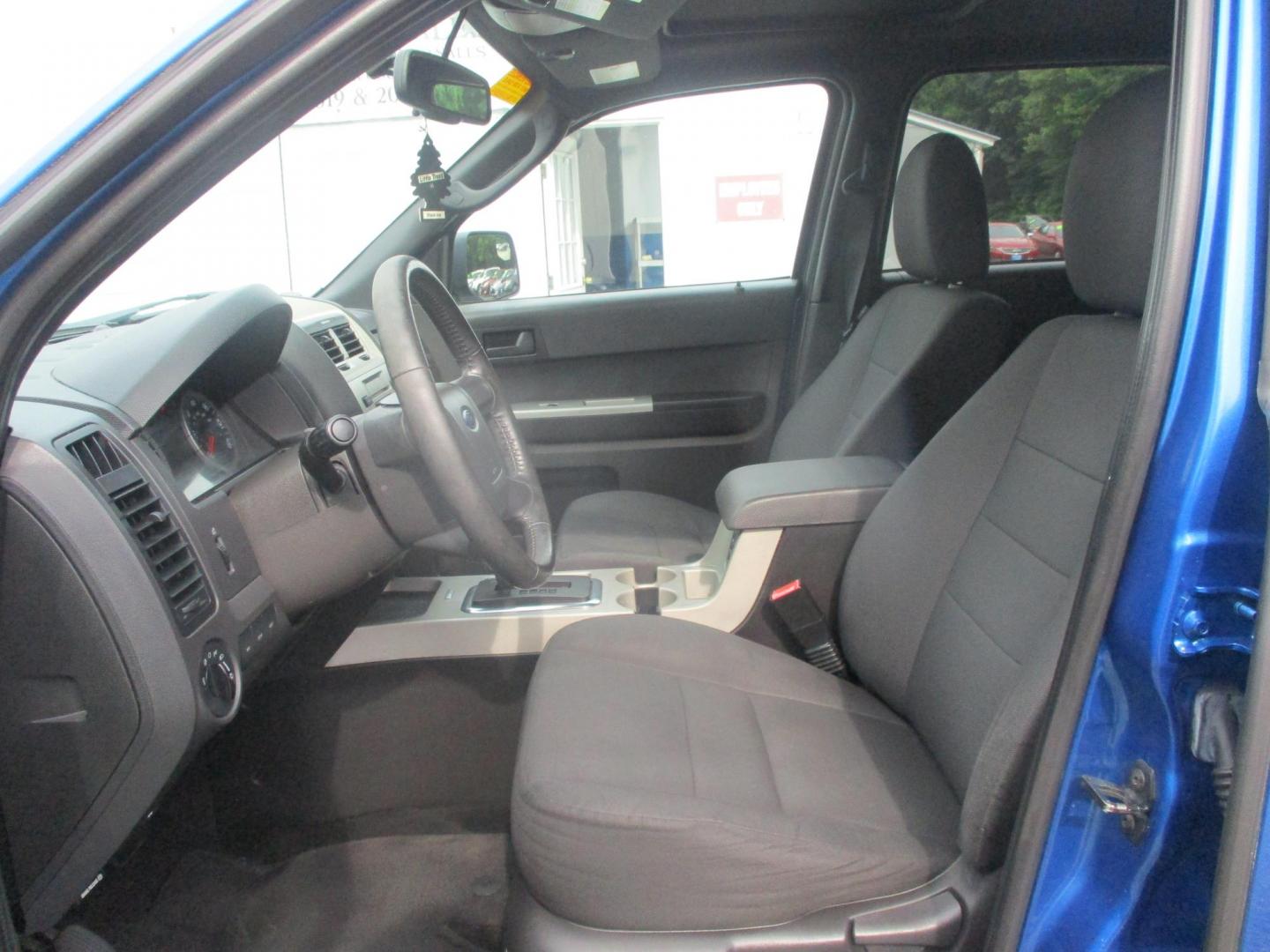 2011 BLUE Ford Escape XLT FWD (1FMCU0D78BK) with an 2.5L L4 DOHC 16V engine, 6-Speed Automatic transmission, located at 540a Delsea Drive, Sewell, NJ, 08080, (987) 867-5309, 39.752560, -75.111206- Photo#12