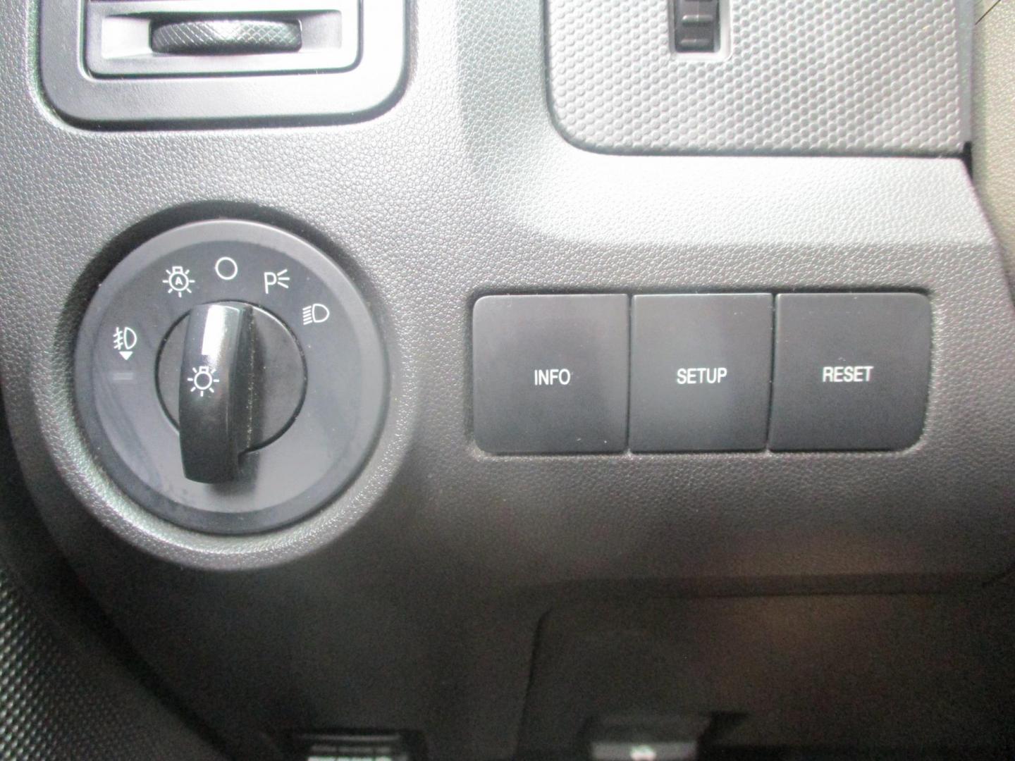 2011 BLUE Ford Escape XLT FWD (1FMCU0D78BK) with an 2.5L L4 DOHC 16V engine, 6-Speed Automatic transmission, located at 540a Delsea Drive, Sewell, NJ, 08080, (987) 867-5309, 39.752560, -75.111206- Photo#23