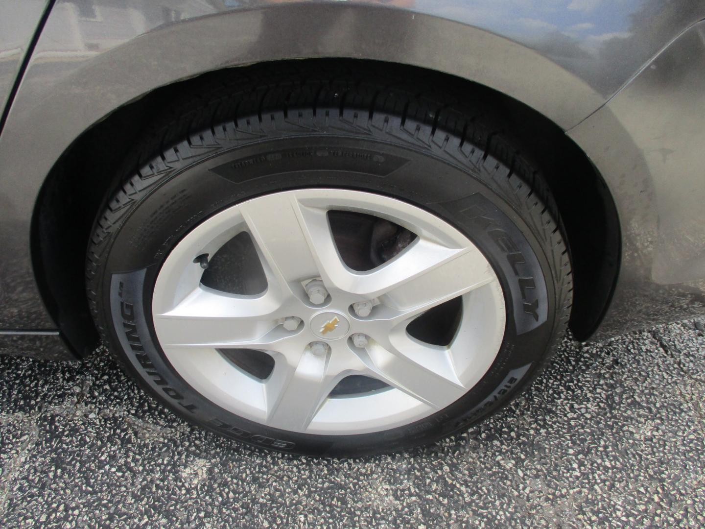 2010 GRAY Chevrolet Malibu LS (1G1ZB5EB9A4) with an 2.4L L4 DOHC 16V engine, 4A OD transmission, located at 540a Delsea Drive, Sewell, NJ, 08080, (987) 867-5309, 39.752560, -75.111206- Photo#24
